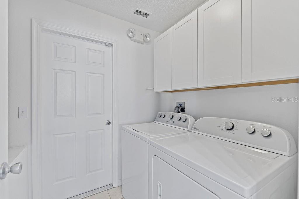 OAK ISLAND COVE - Residential