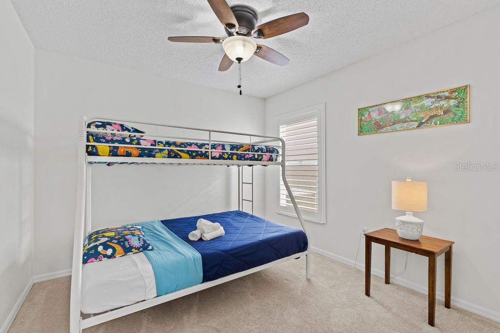 OAK ISLAND COVE - Residential