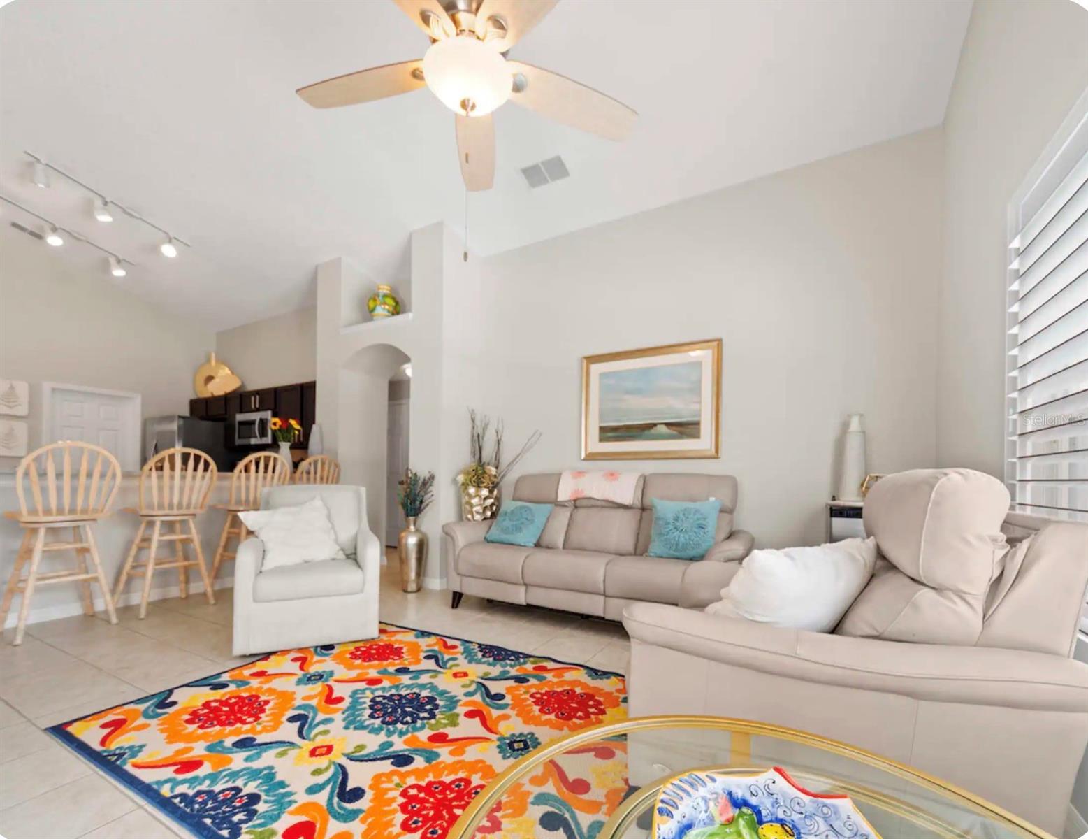OAK ISLAND COVE - Residential