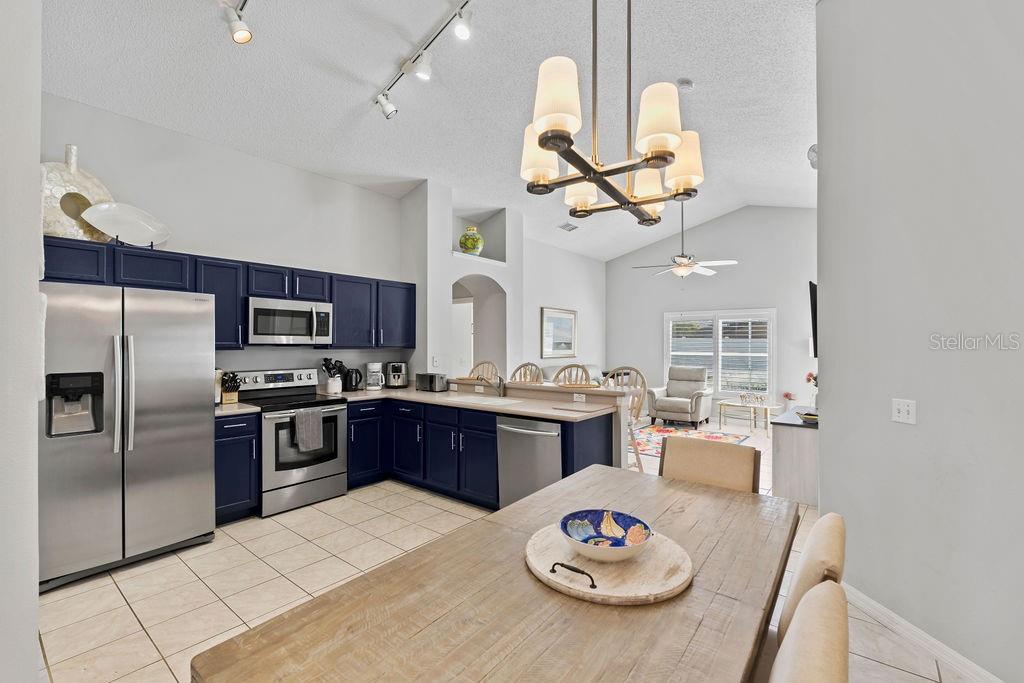 OAK ISLAND COVE - Residential