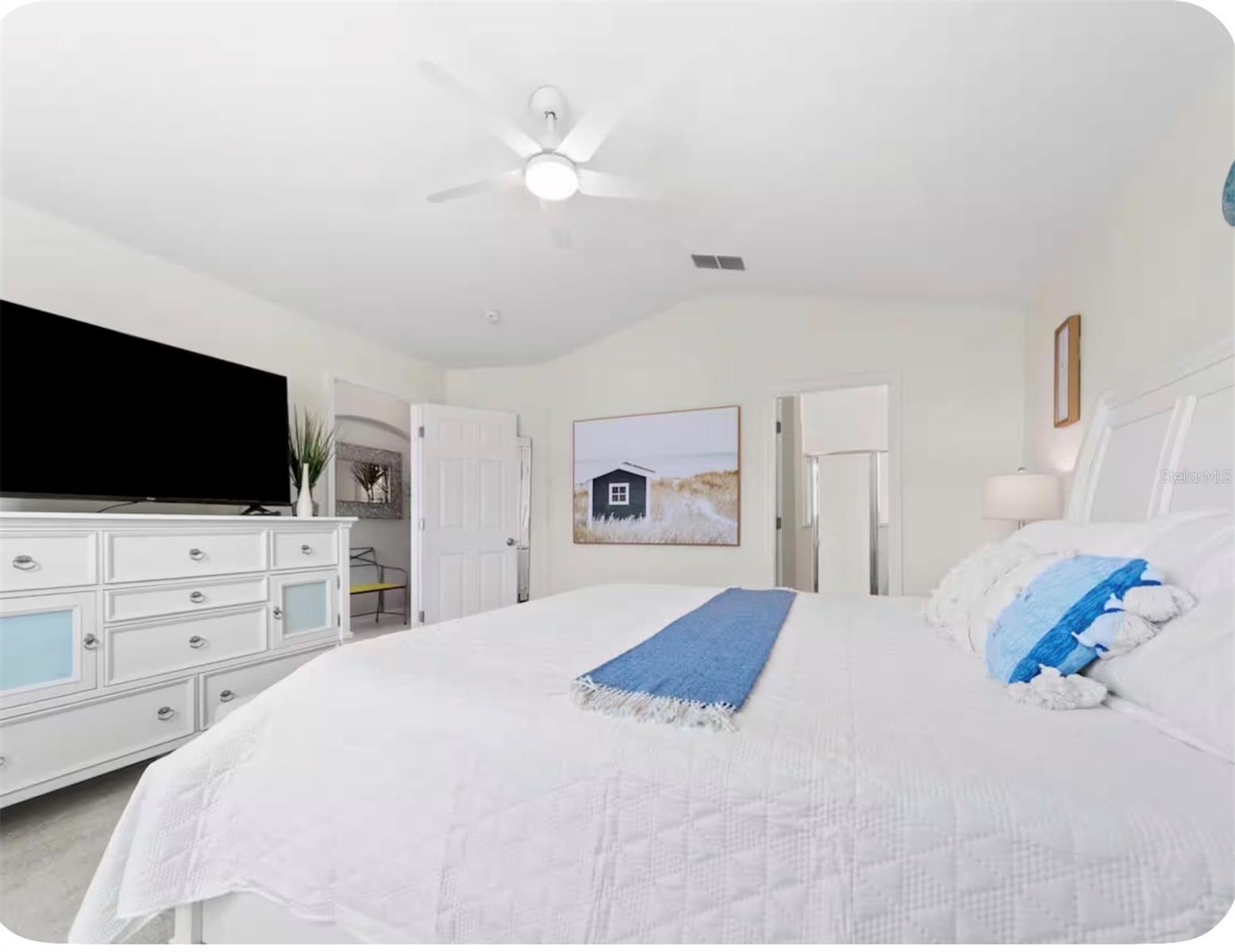 OAK ISLAND COVE - Residential