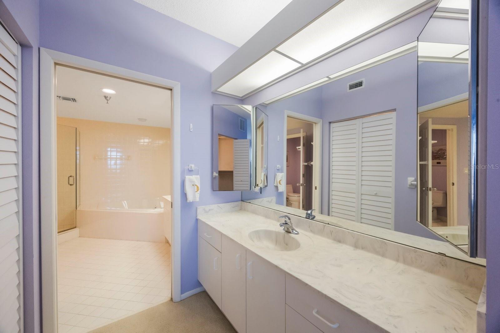 HARBOURSIDE CONDO - Residential