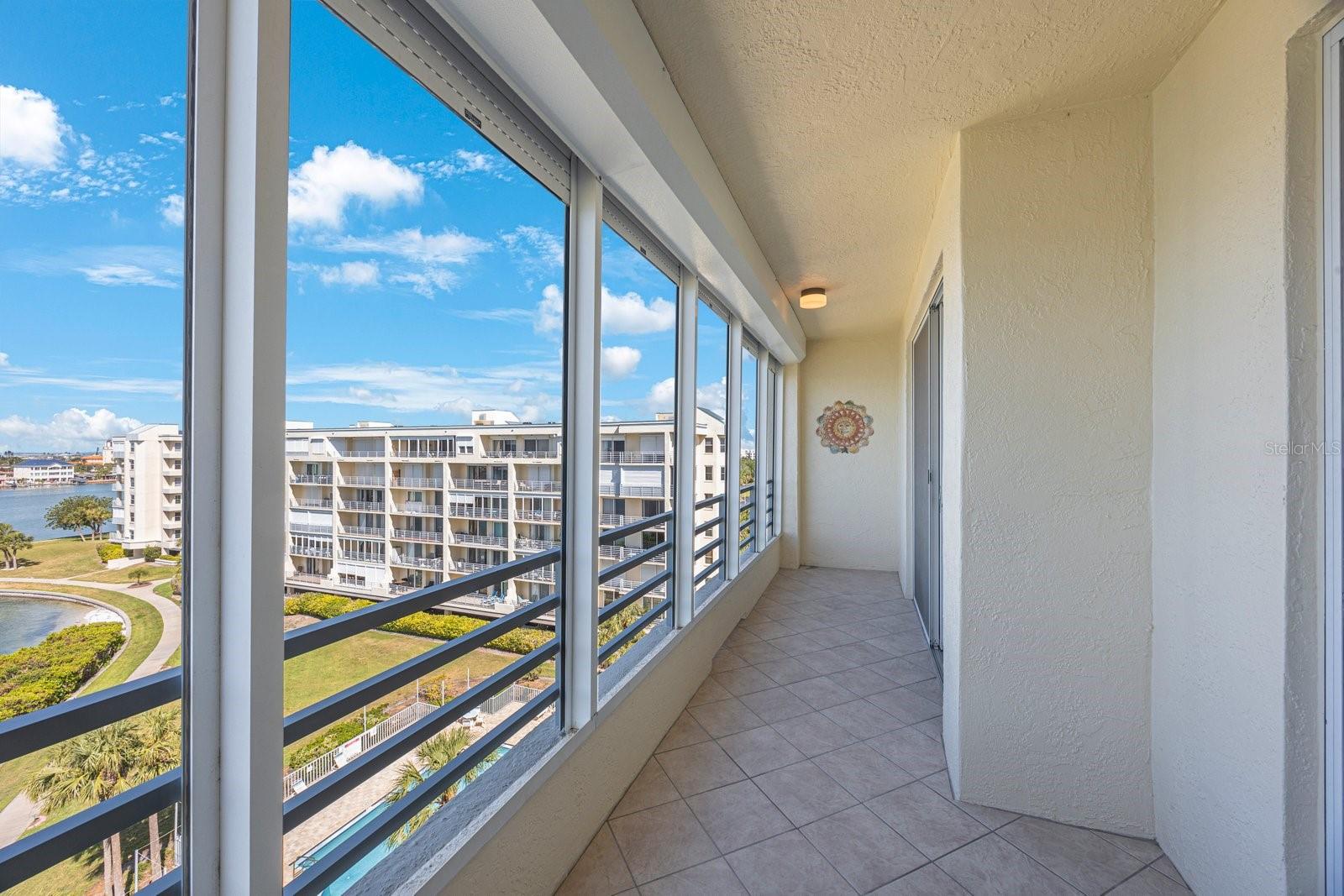 HARBOURSIDE CONDO - Residential