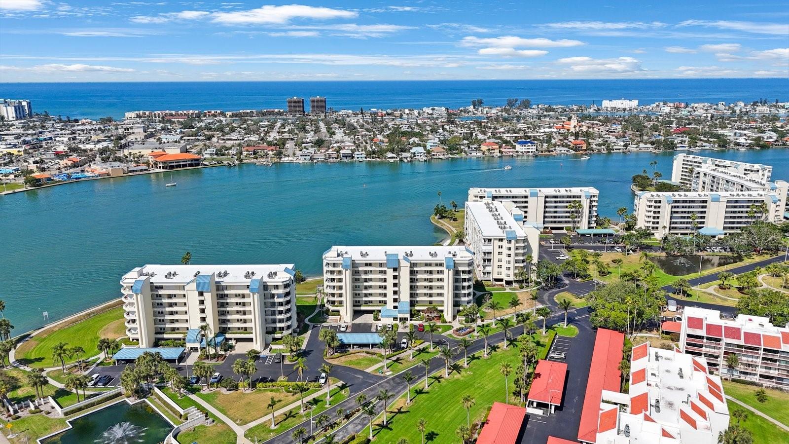 HARBOURSIDE CONDO - Residential