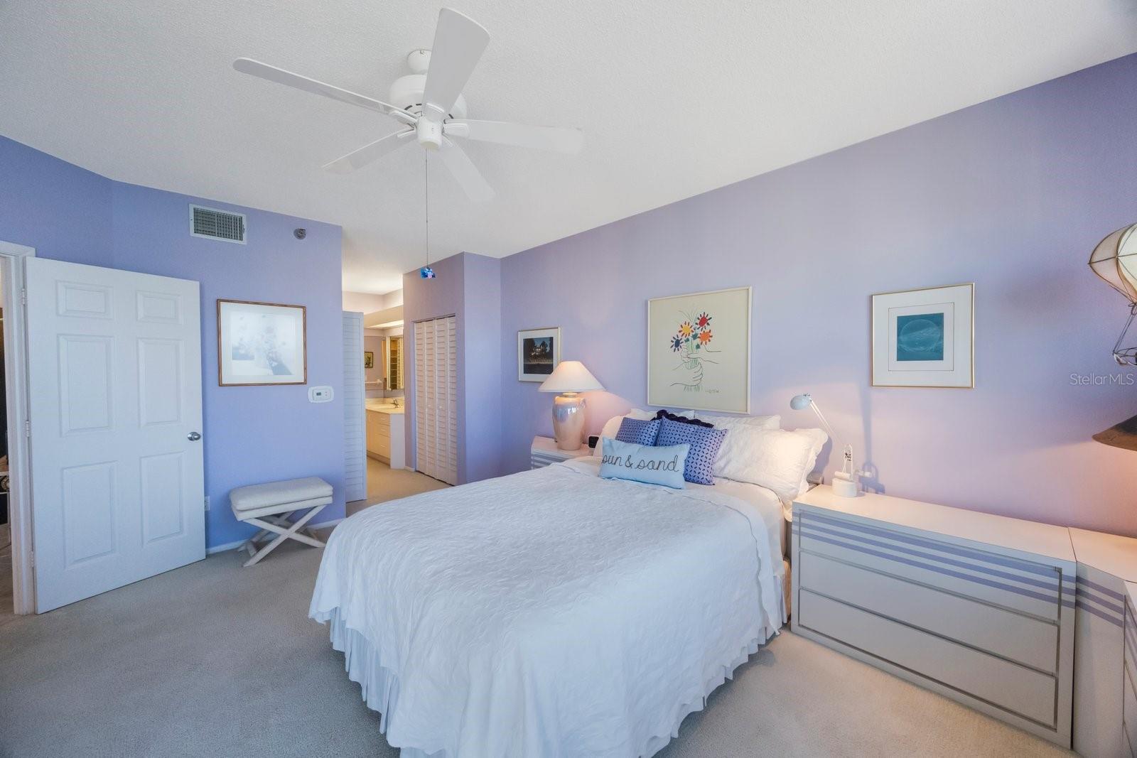 HARBOURSIDE CONDO - Residential