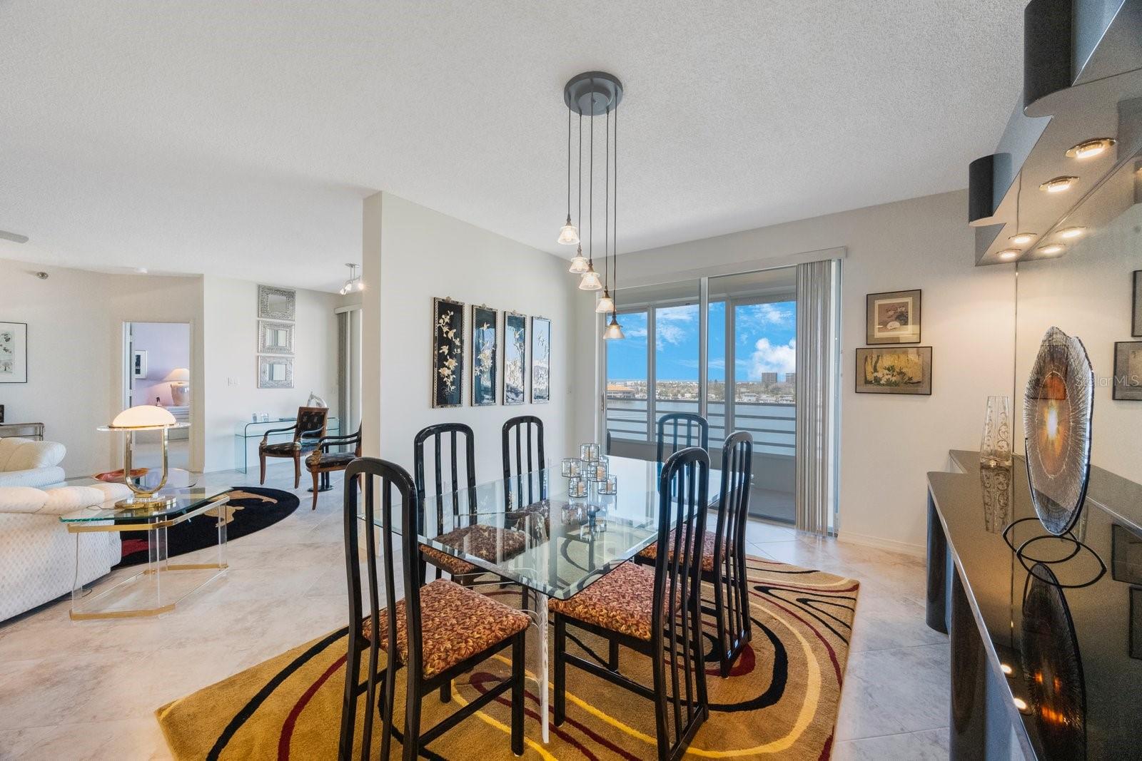 HARBOURSIDE CONDO - Residential