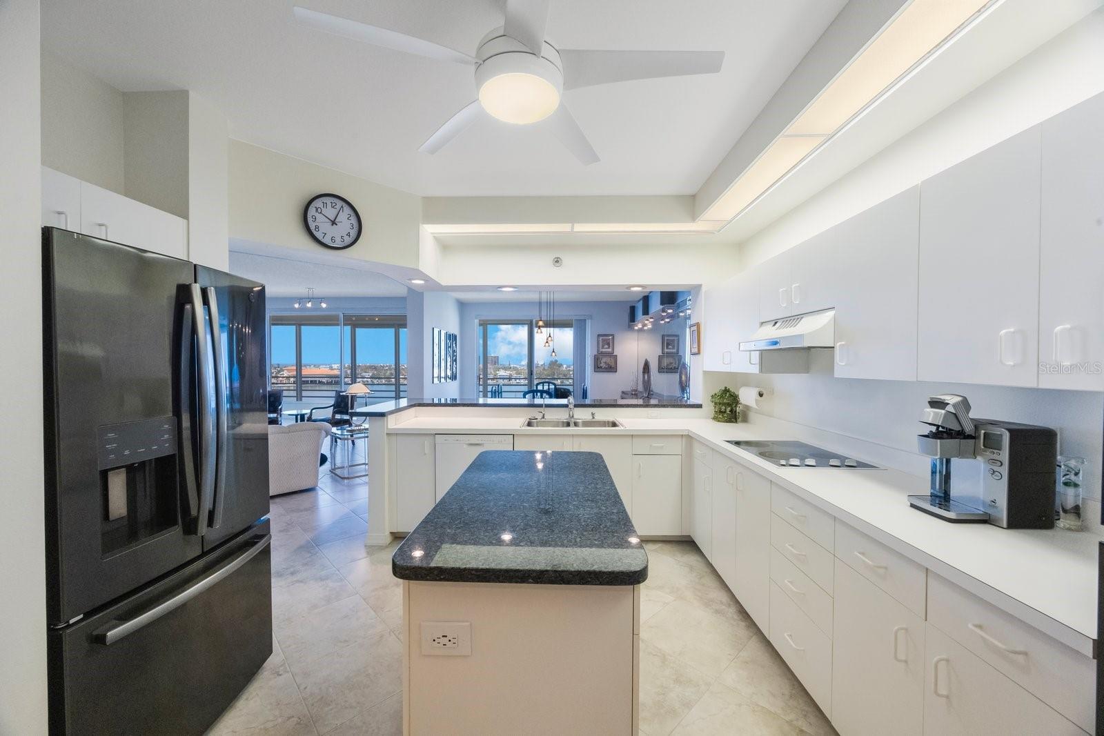 HARBOURSIDE CONDO - Residential