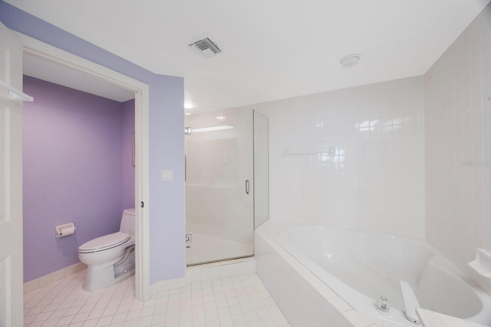 HARBOURSIDE CONDO - Residential