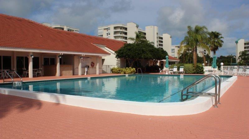 HARBOURSIDE CONDO - Residential