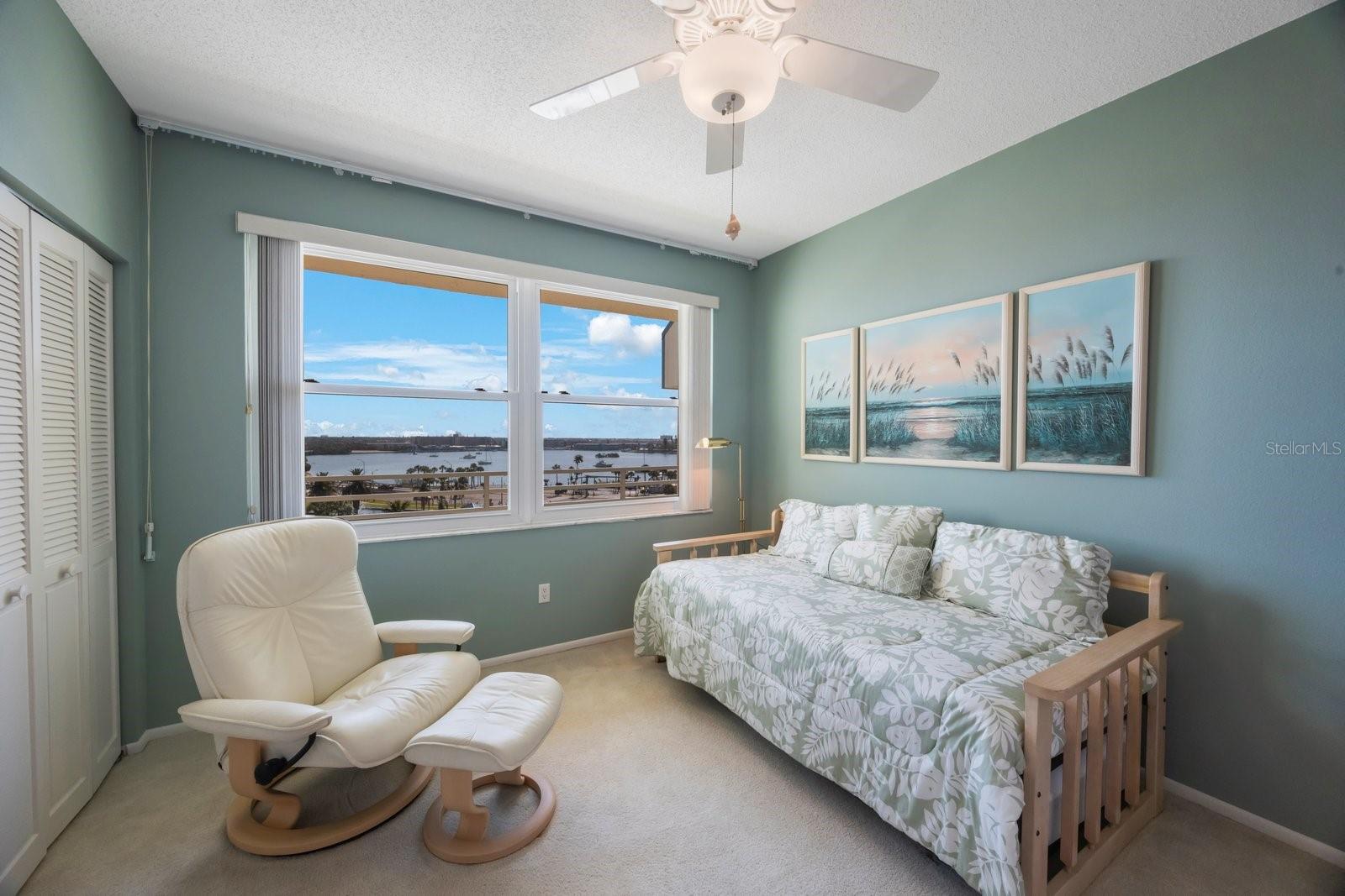 HARBOURSIDE CONDO - Residential