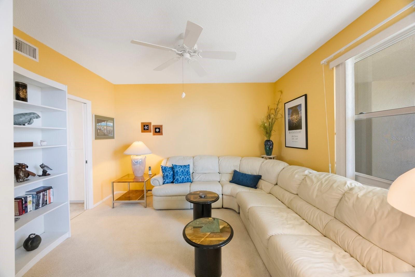 HARBOURSIDE CONDO - Residential