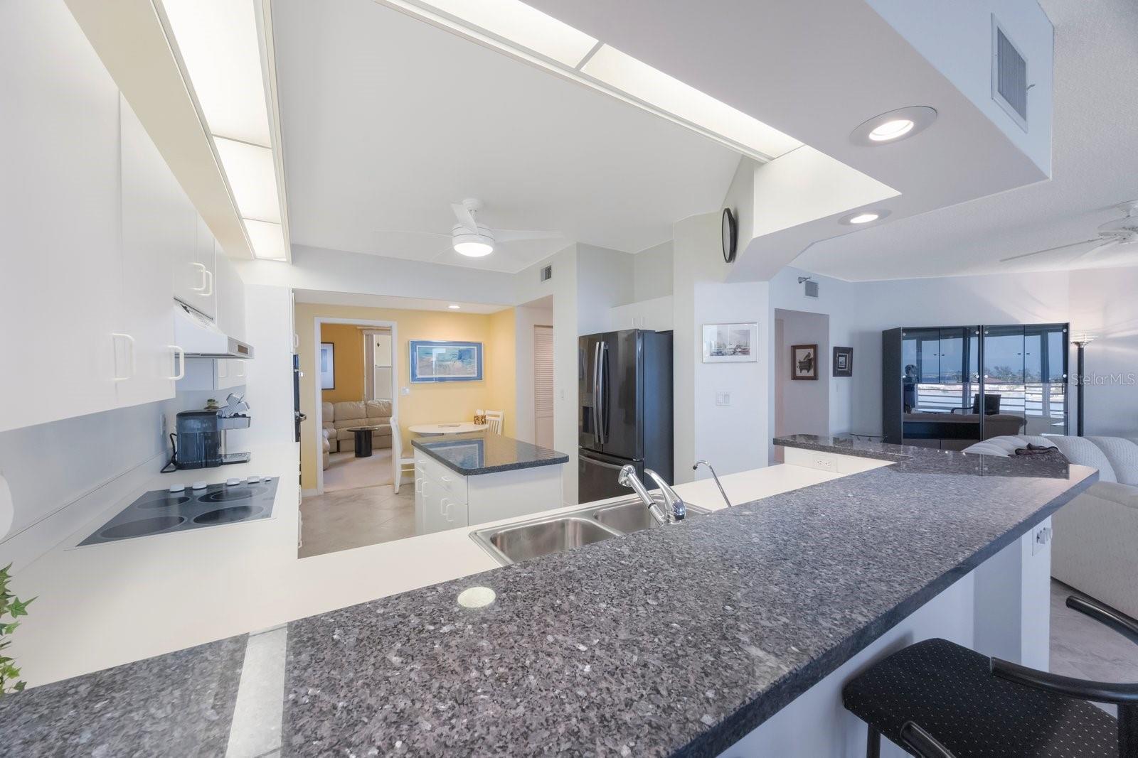 HARBOURSIDE CONDO - Residential