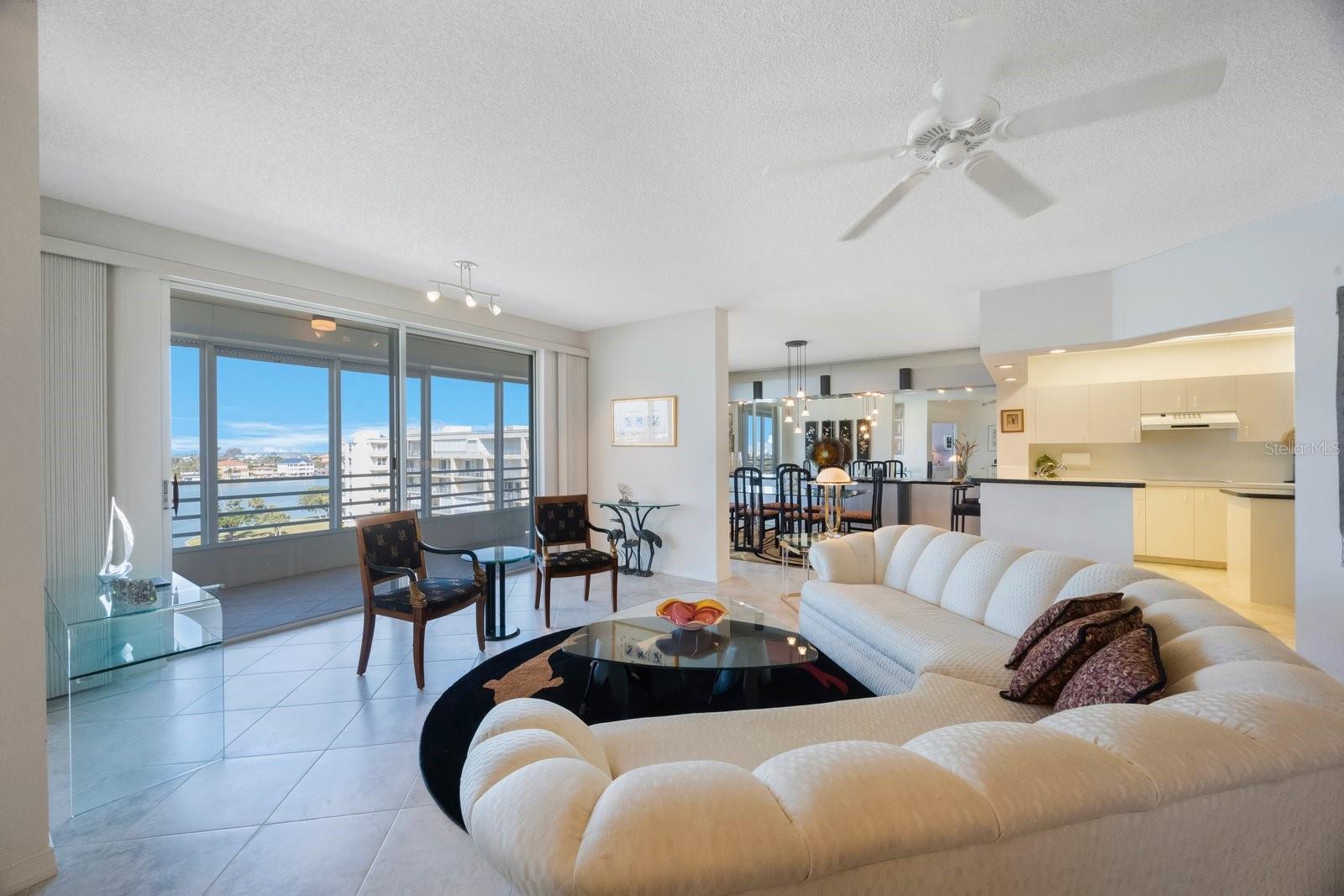 HARBOURSIDE CONDO - Residential