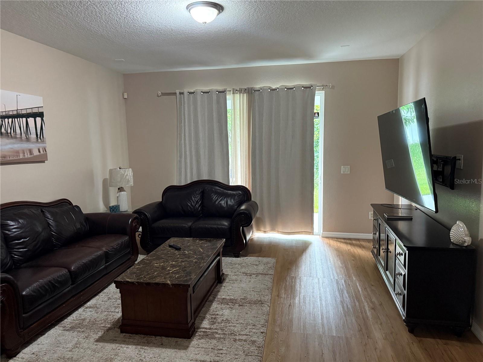 KINGSWAY PH 2 - Residential Lease