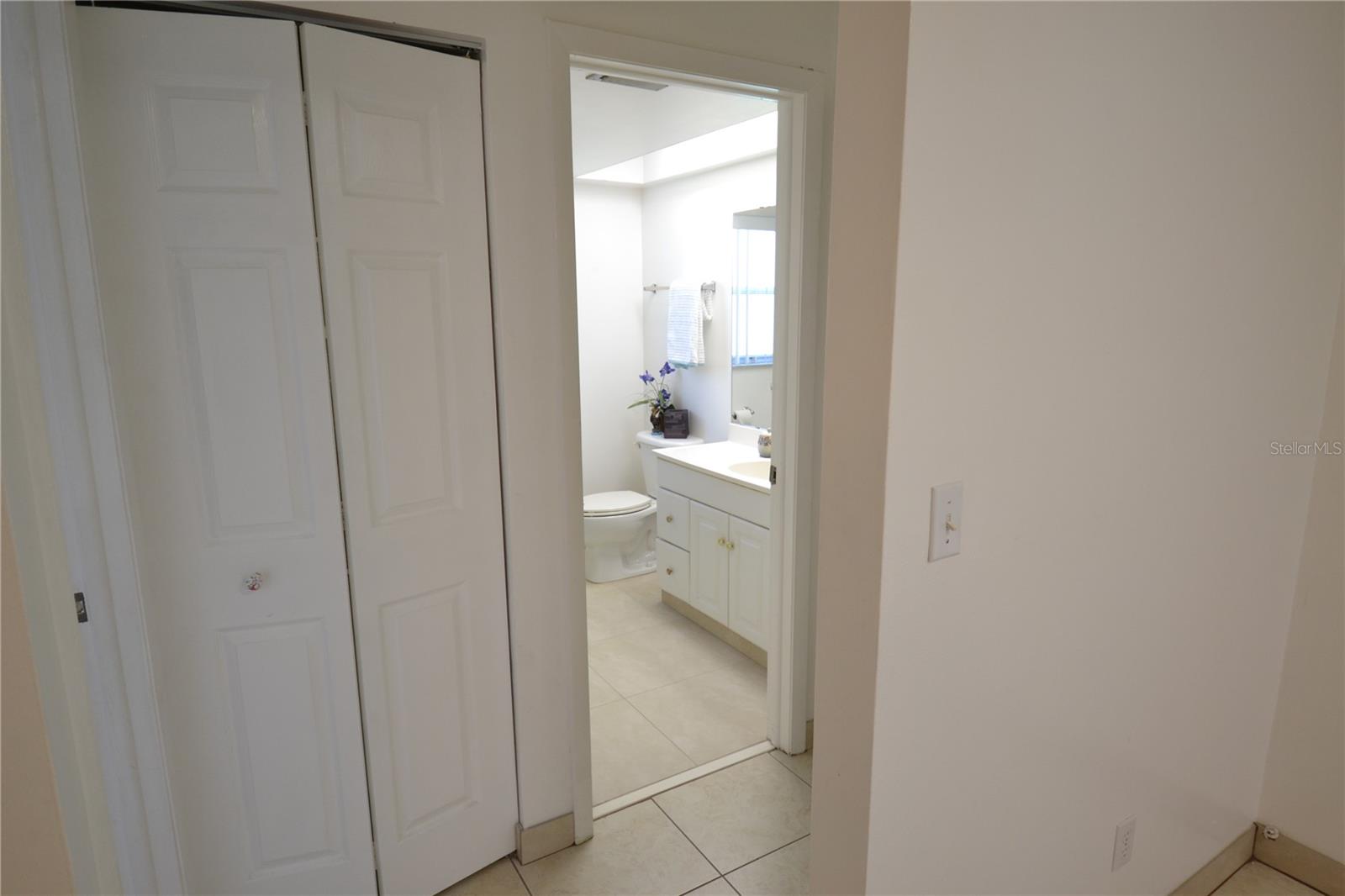 WOODGATE OF COUNTRYSIDE - Residential Lease