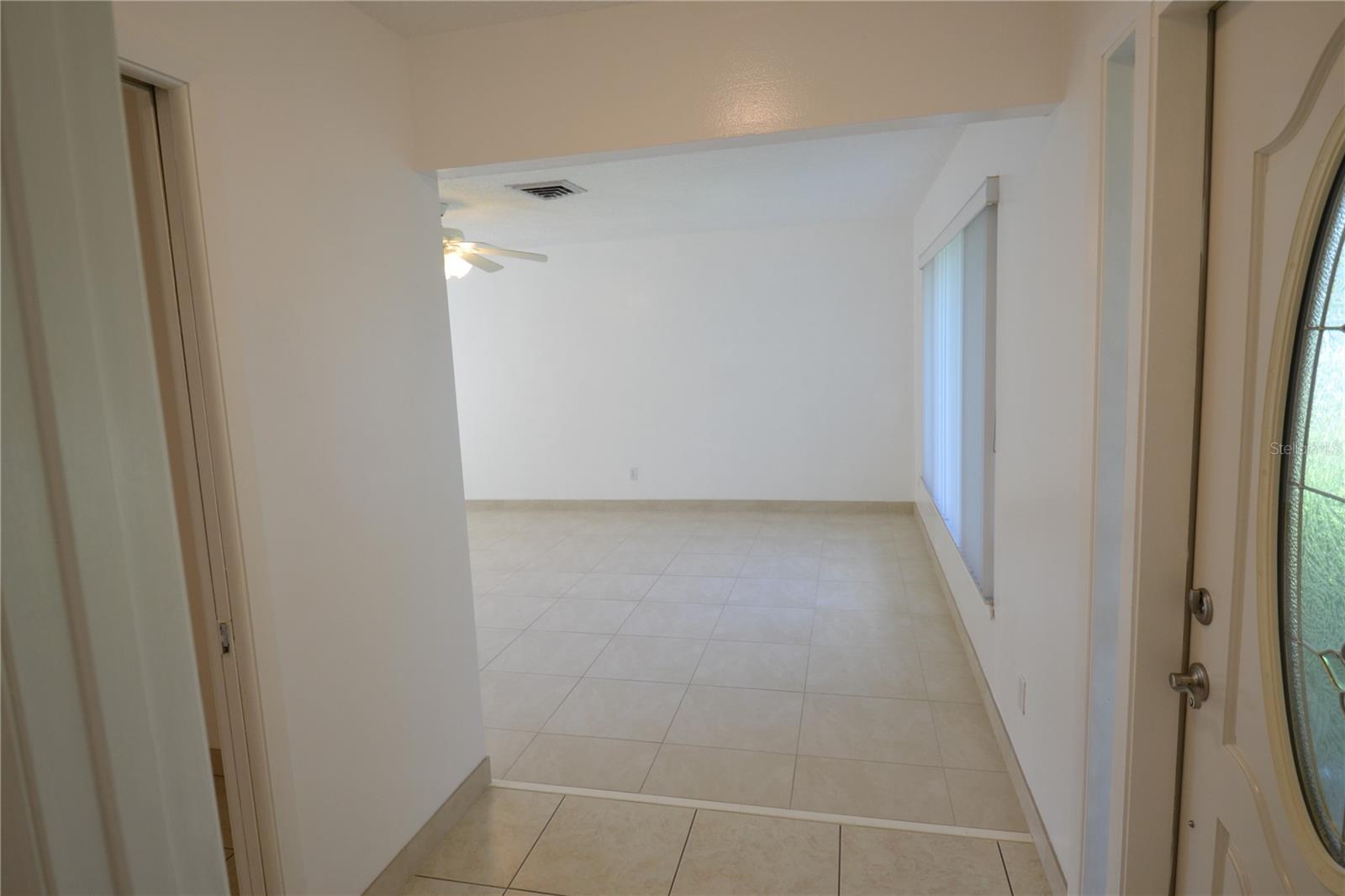 WOODGATE OF COUNTRYSIDE - Residential Lease