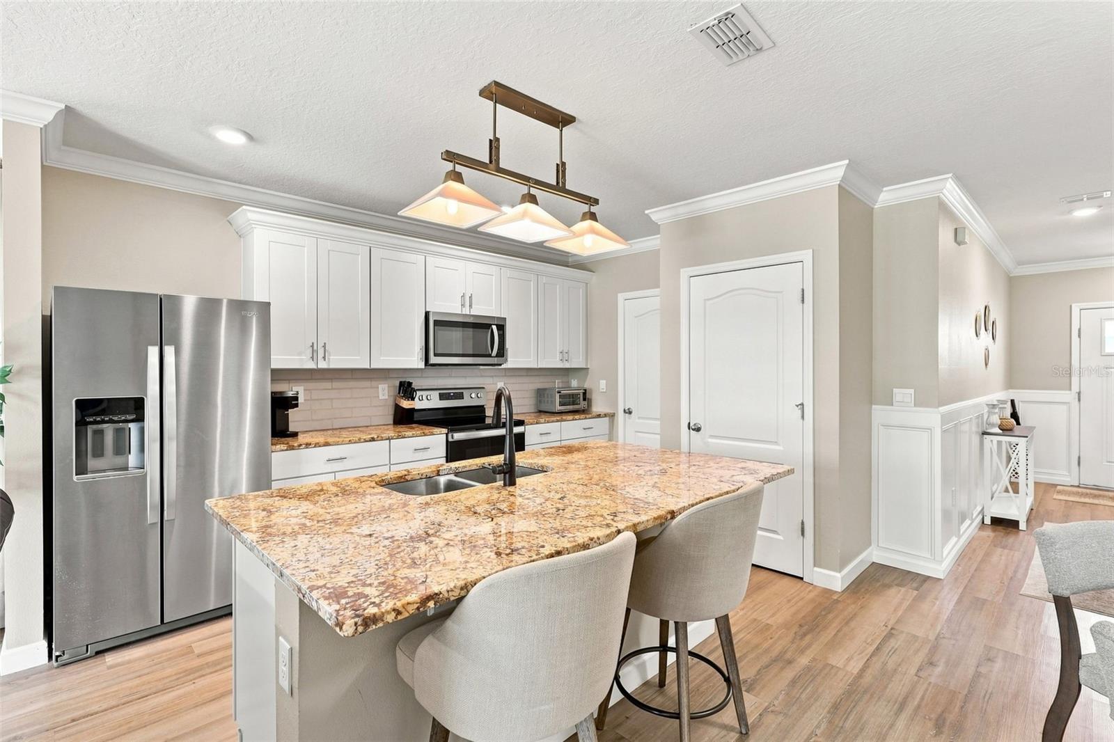 65 BELLA LAGO CIRCLE