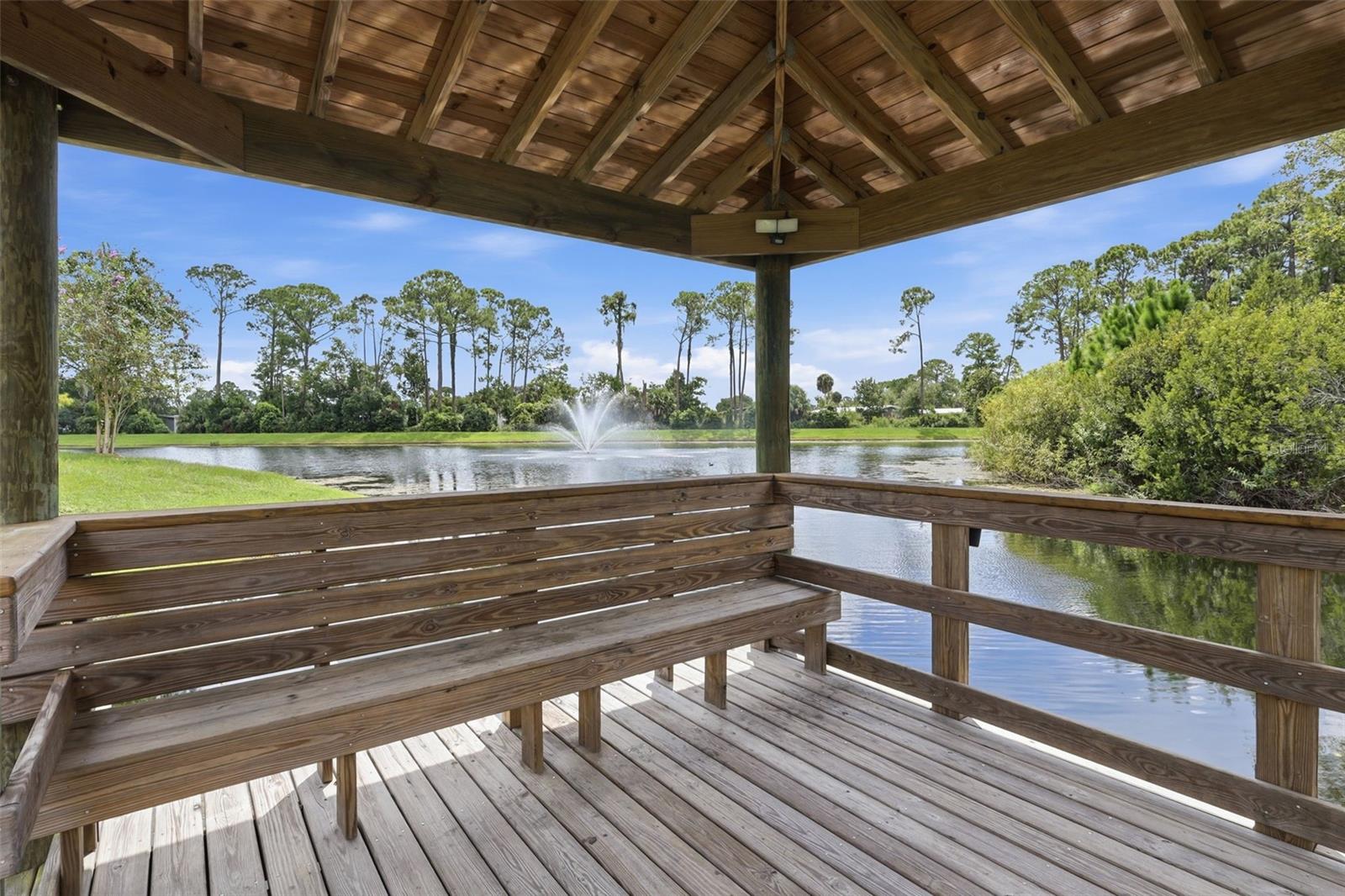 65 BELLA LAGO CIRCLE