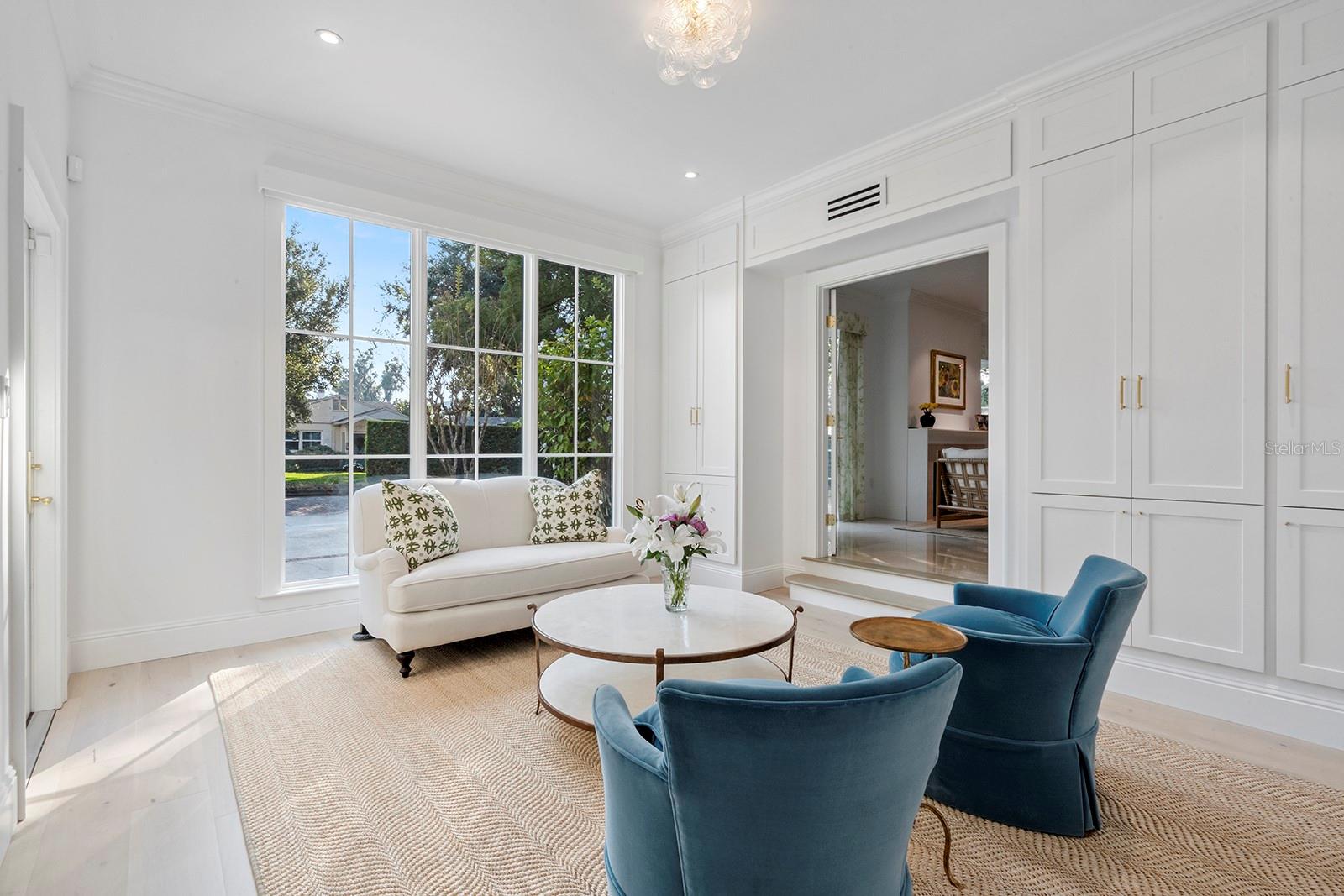 SYLVAN LAKE SHORES - Residential