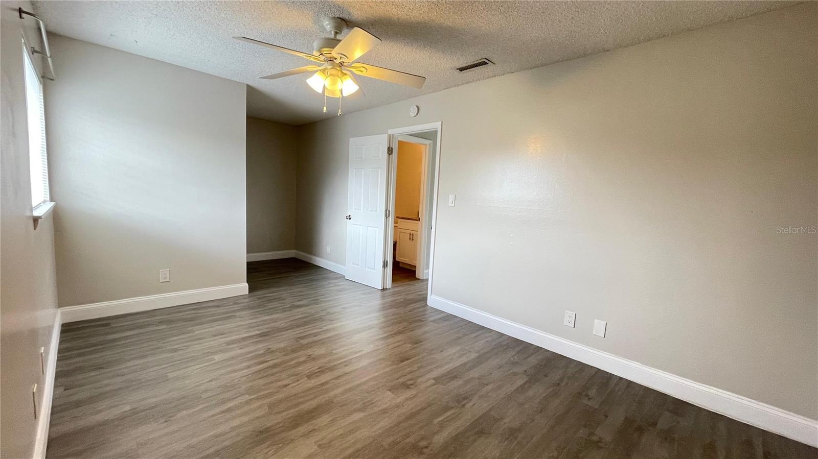 THE COLONIES CONDO - Residential Lease