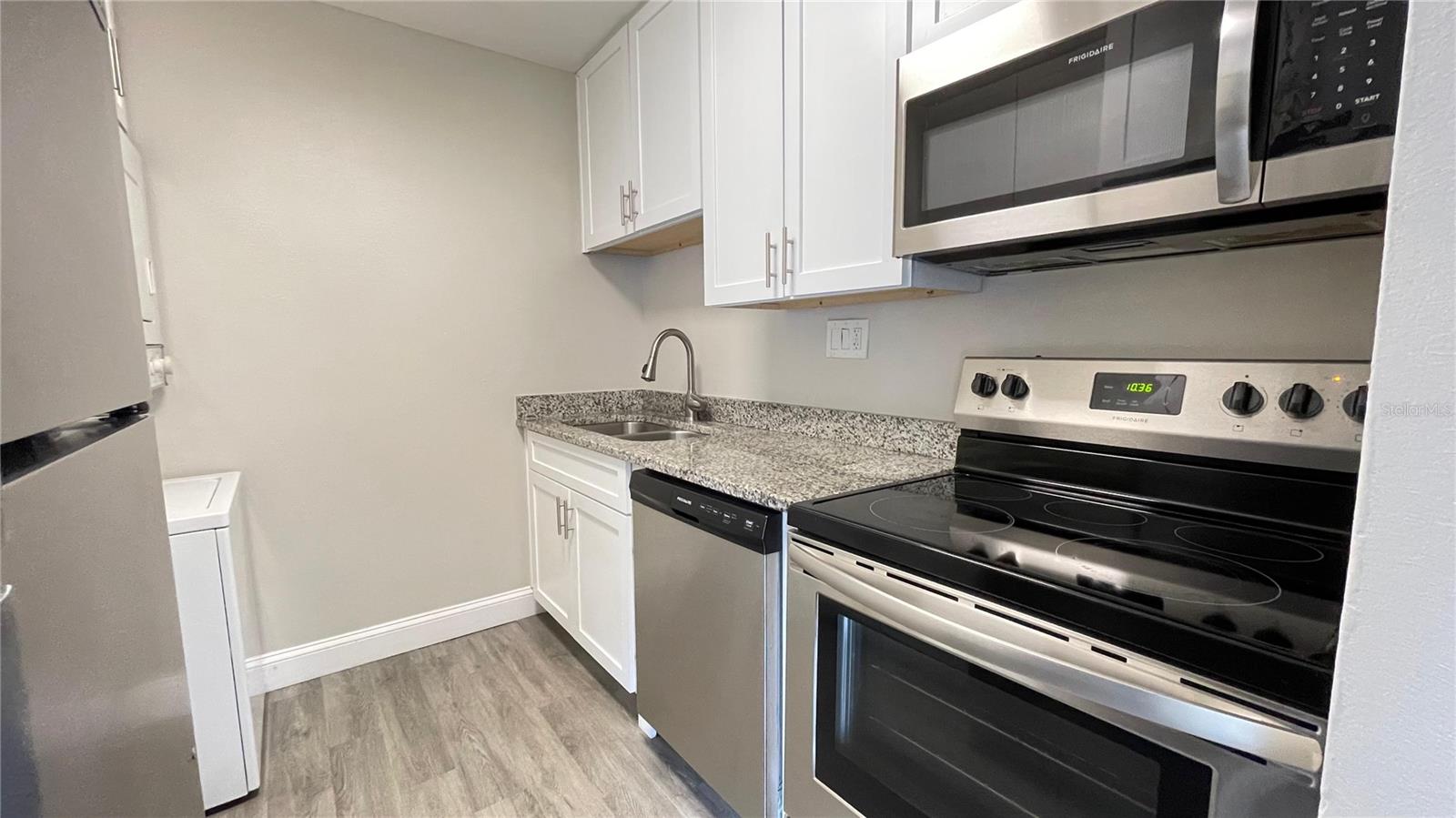 THE COLONIES CONDO - Residential Lease