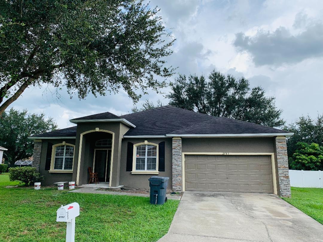 Perfection in North Lakeland. 3 Bedroom 2 Bathroom home. With commuter Potential to I-75, Tampa and I-4 East and West. This is a must-See Home and will not Last!