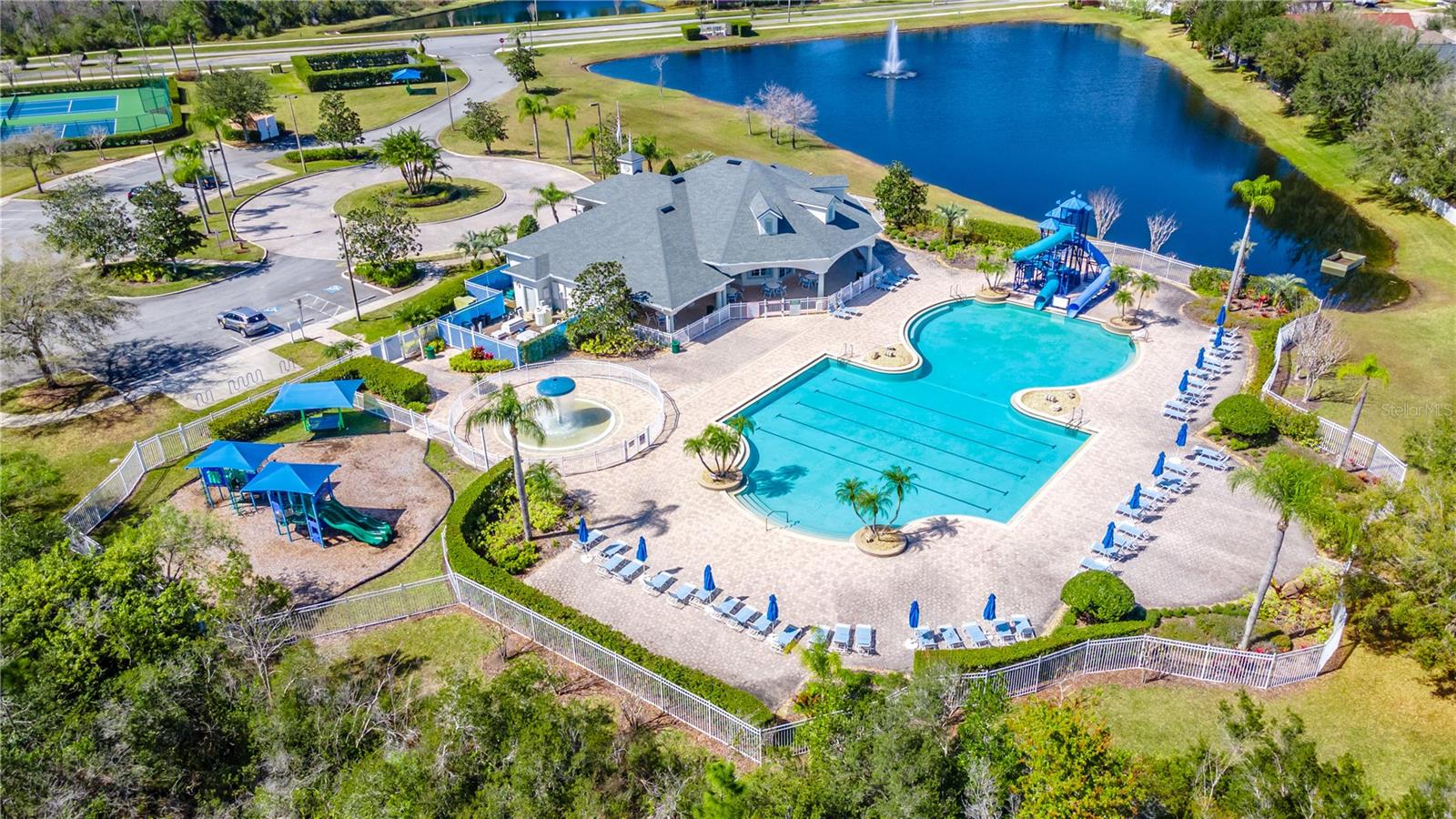 2031 GLORIA OAK COURT