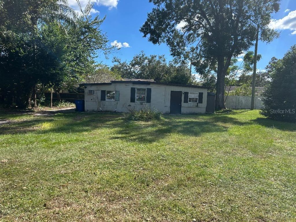 Photo of 17516 Meadowbridge Drive, Lutz, FL 33549 (MLS # TB8441700)