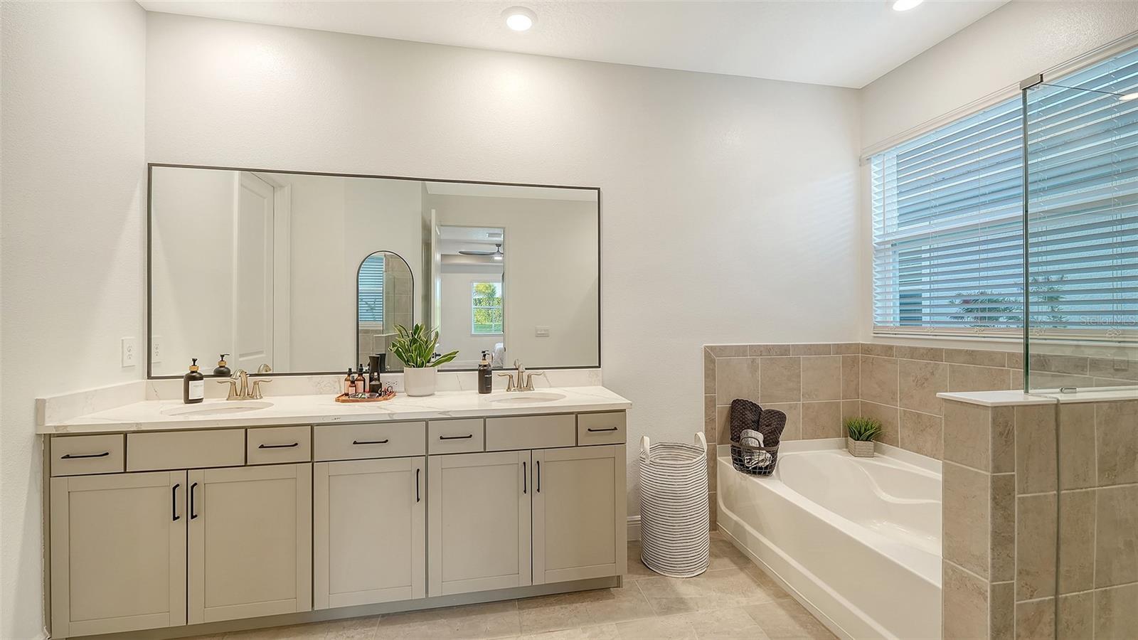 STAR FARMS PH IV SUBPH H & I - Residential