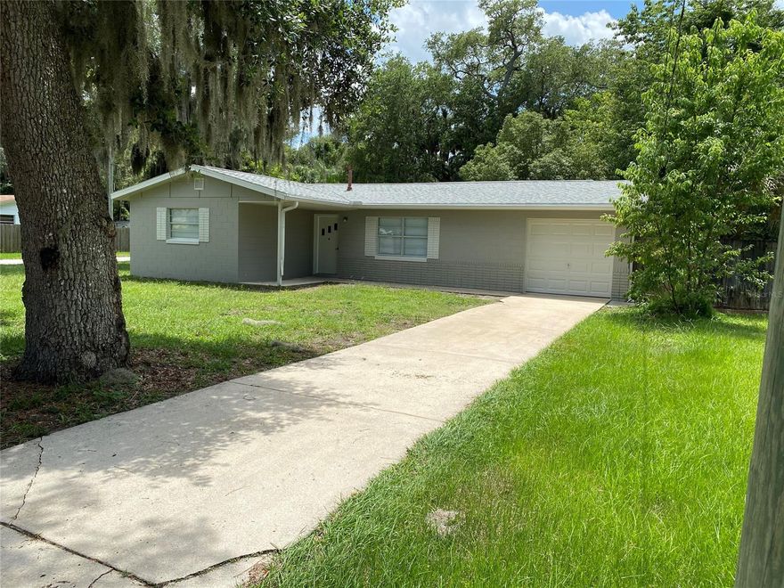 This 3 bedroom 2 bath home has been newly remodeled.  Big lot!  Fenced in backyard.  Small pet okay with approval & pet fee.