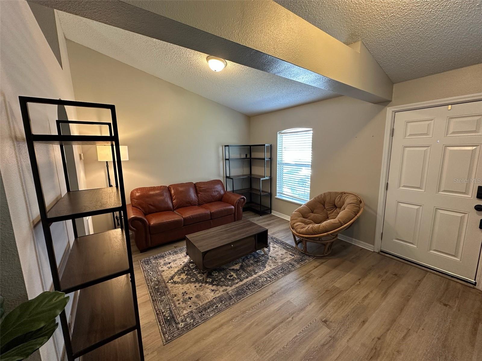 1346 DUNBARTON COURT