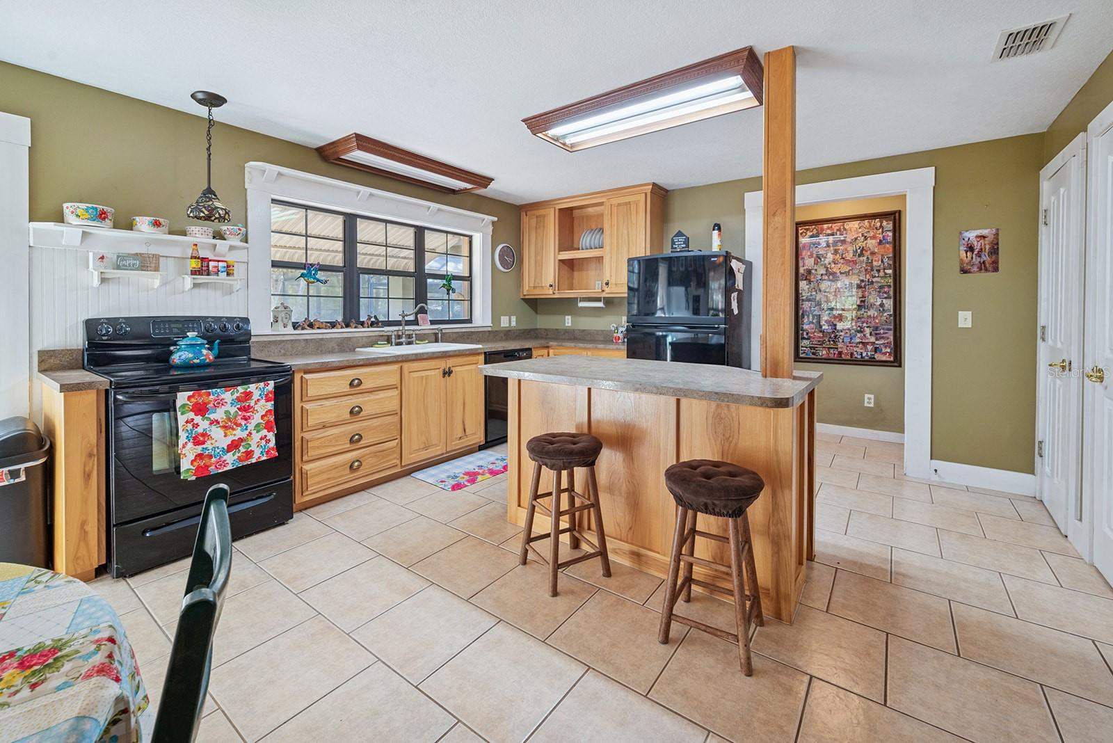 POSTELL ESTATES UNREC SUB - Residential