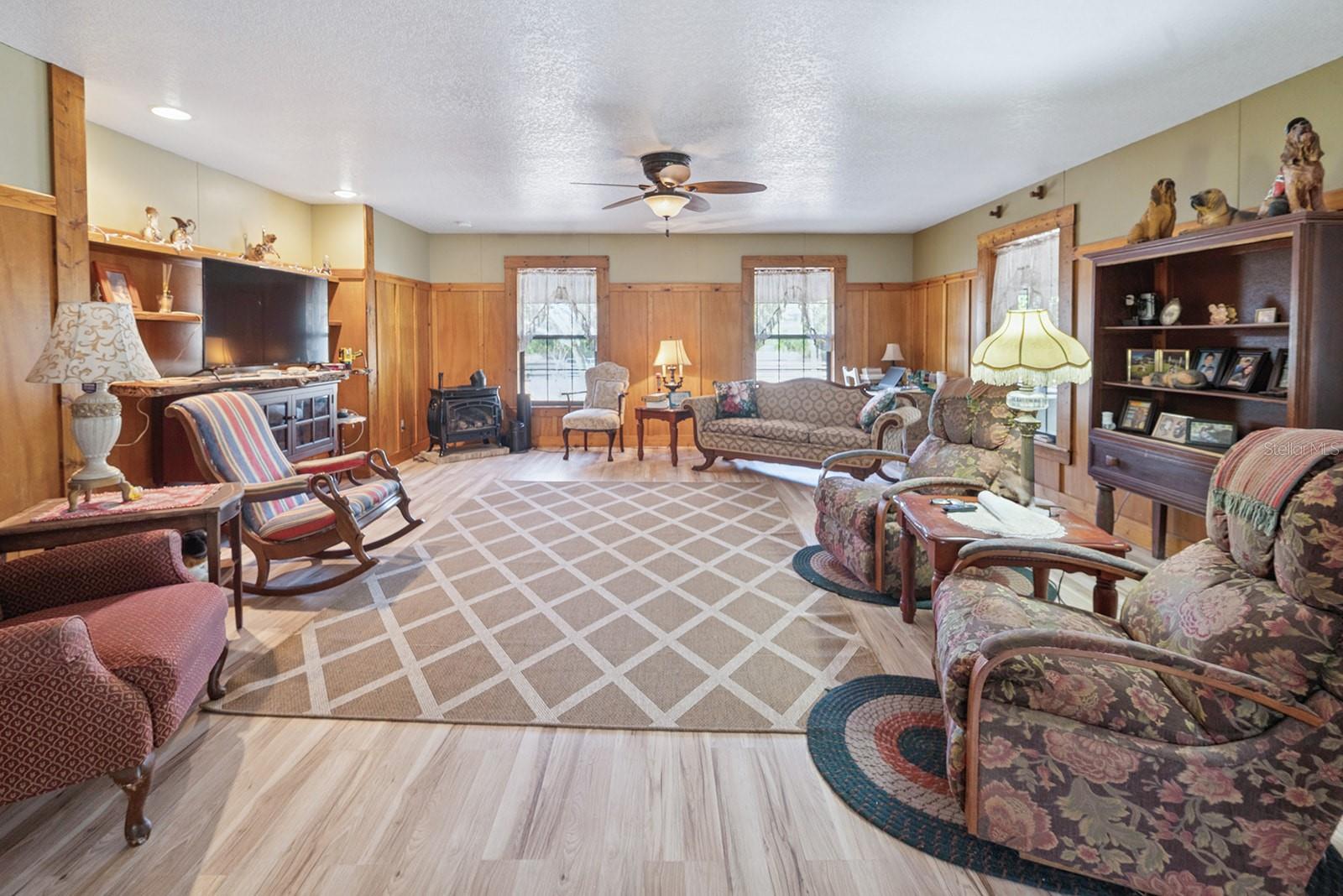 POSTELL ESTATES UNREC SUB - Residential