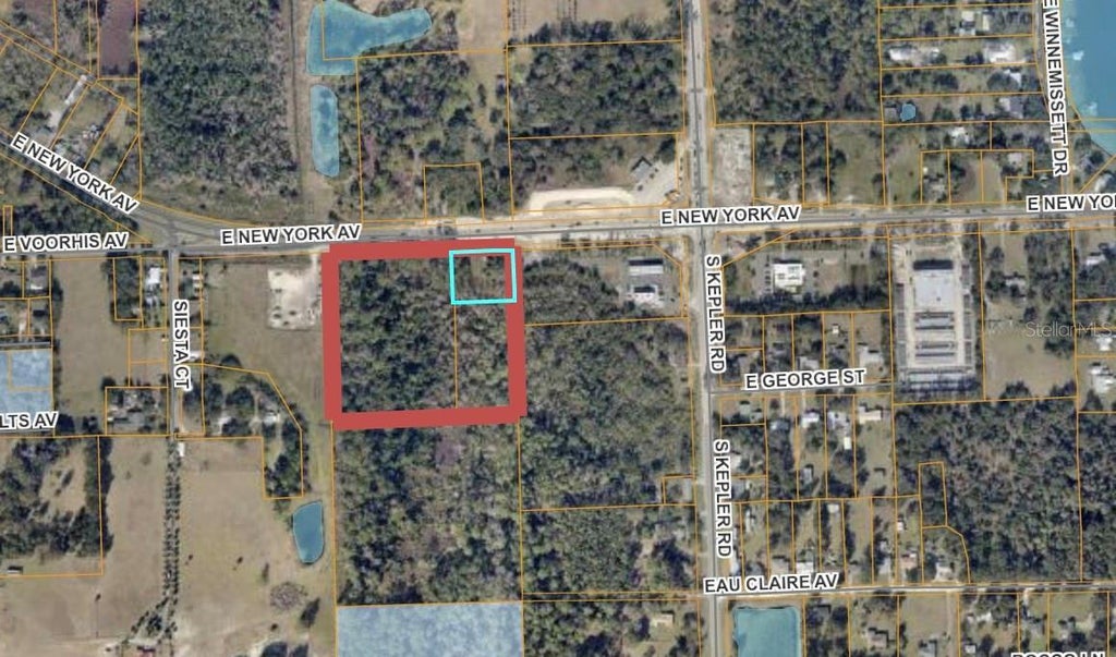 Photo of E New York Avenue, Deland, FL 32724 (MLS # V4950763)