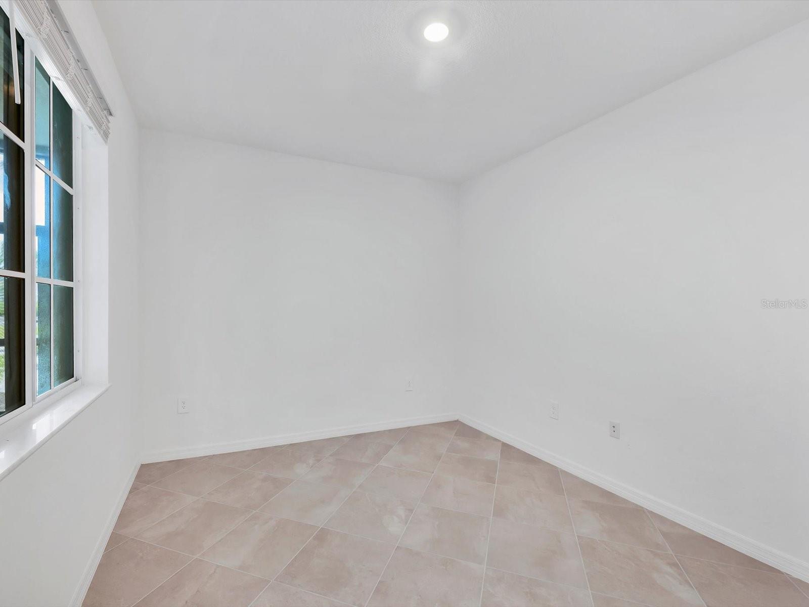 WELLEN PARK GOLF AND COUNTRY CLUB - Residential