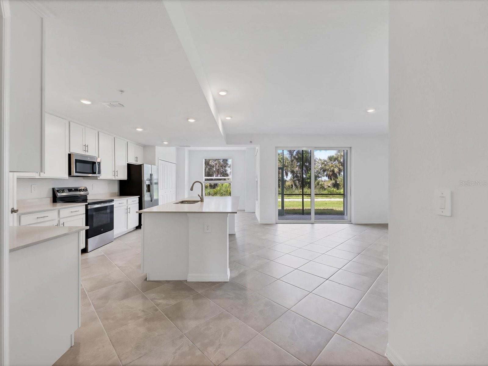 WELLEN PARK GOLF AND COUNTRY CLUB - Residential