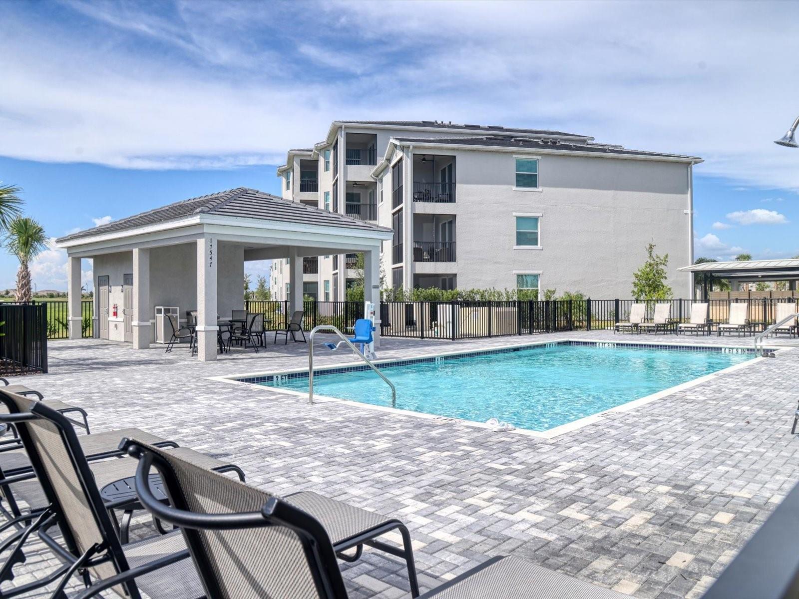 WELLEN PARK GOLF AND COUNTRY CLUB - Residential