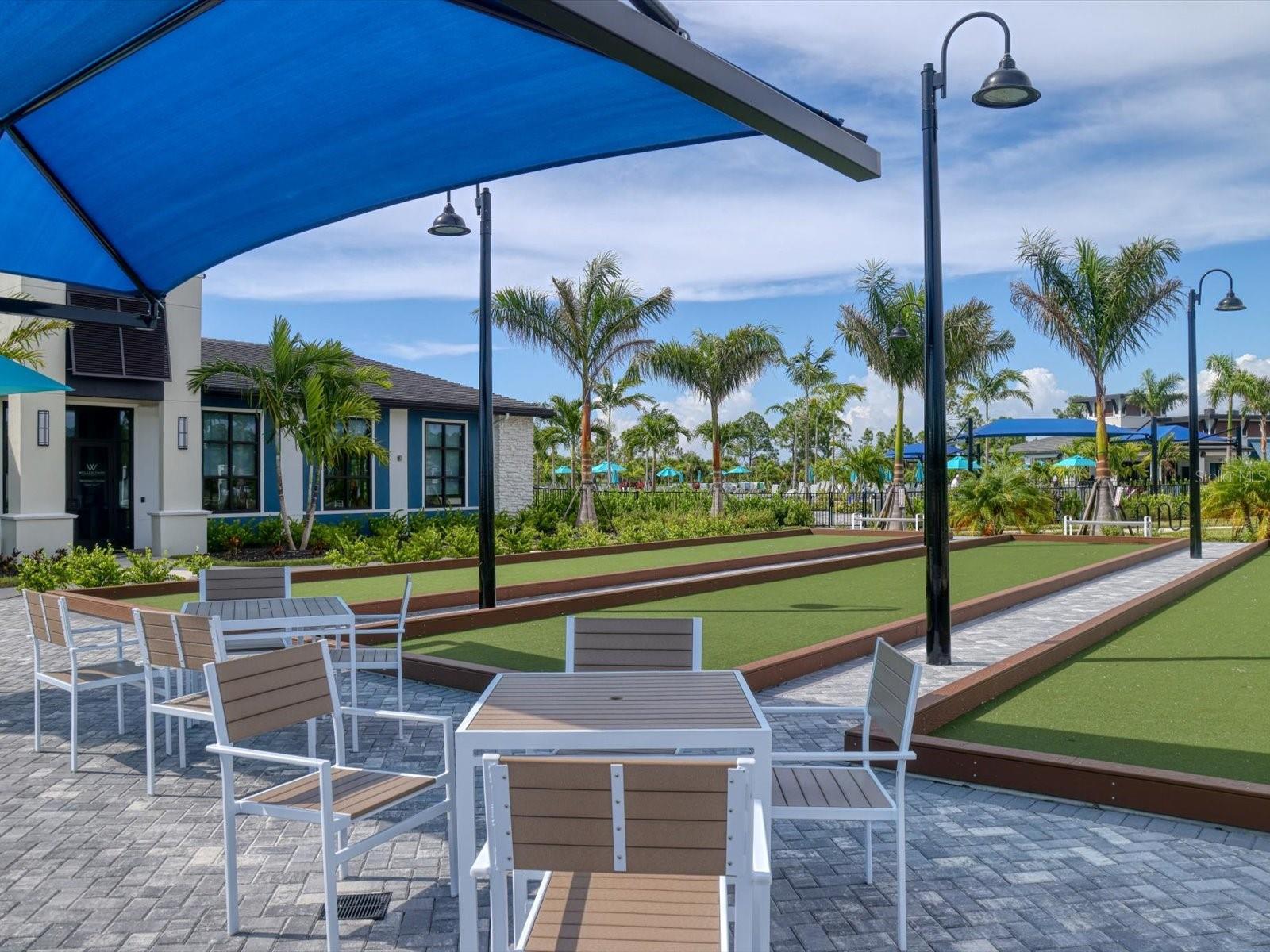 WELLEN PARK GOLF AND COUNTRY CLUB - Residential