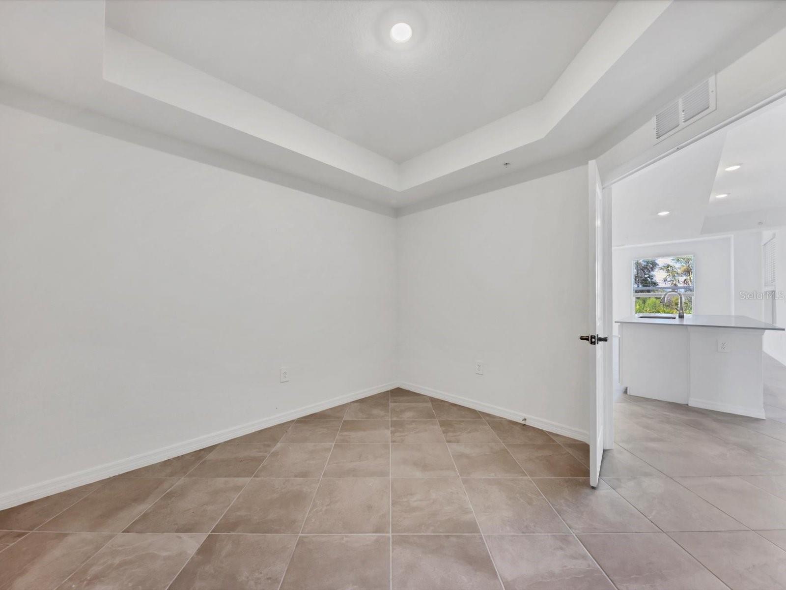 WELLEN PARK GOLF AND COUNTRY CLUB - Residential