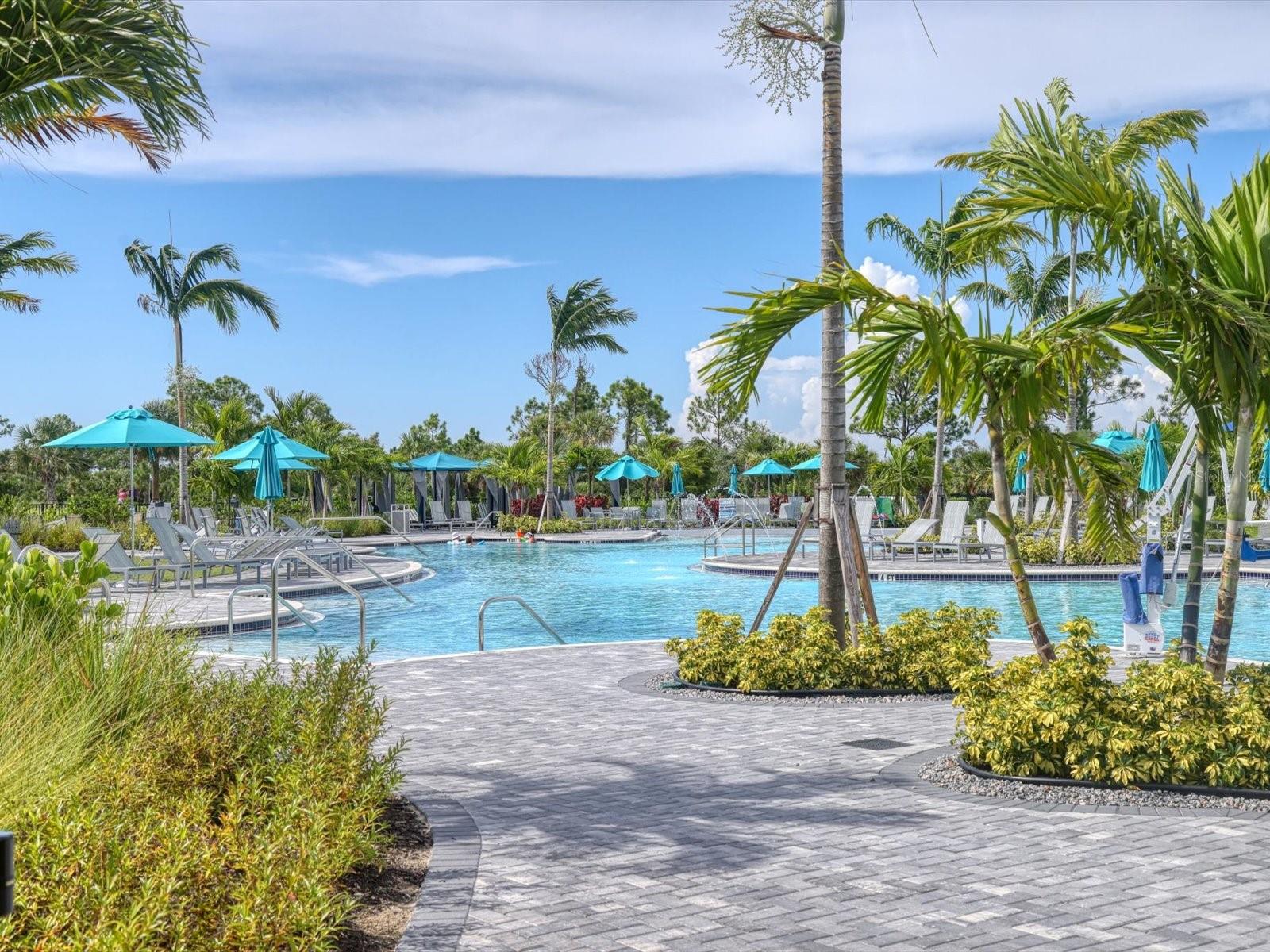 WELLEN PARK GOLF AND COUNTRY CLUB - Residential