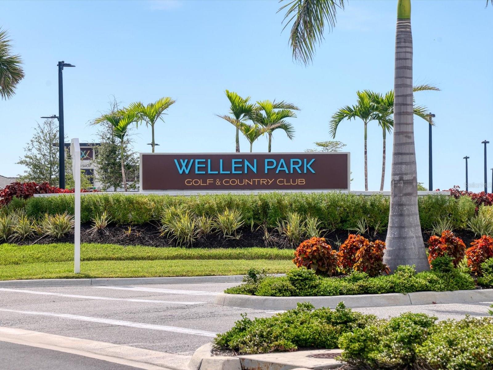 WELLEN PARK GOLF AND COUNTRY CLUB - Residential
