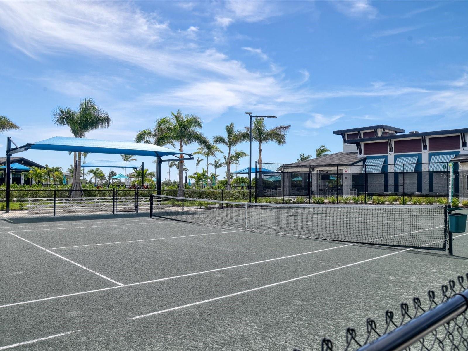 WELLEN PARK GOLF AND COUNTRY CLUB - Residential