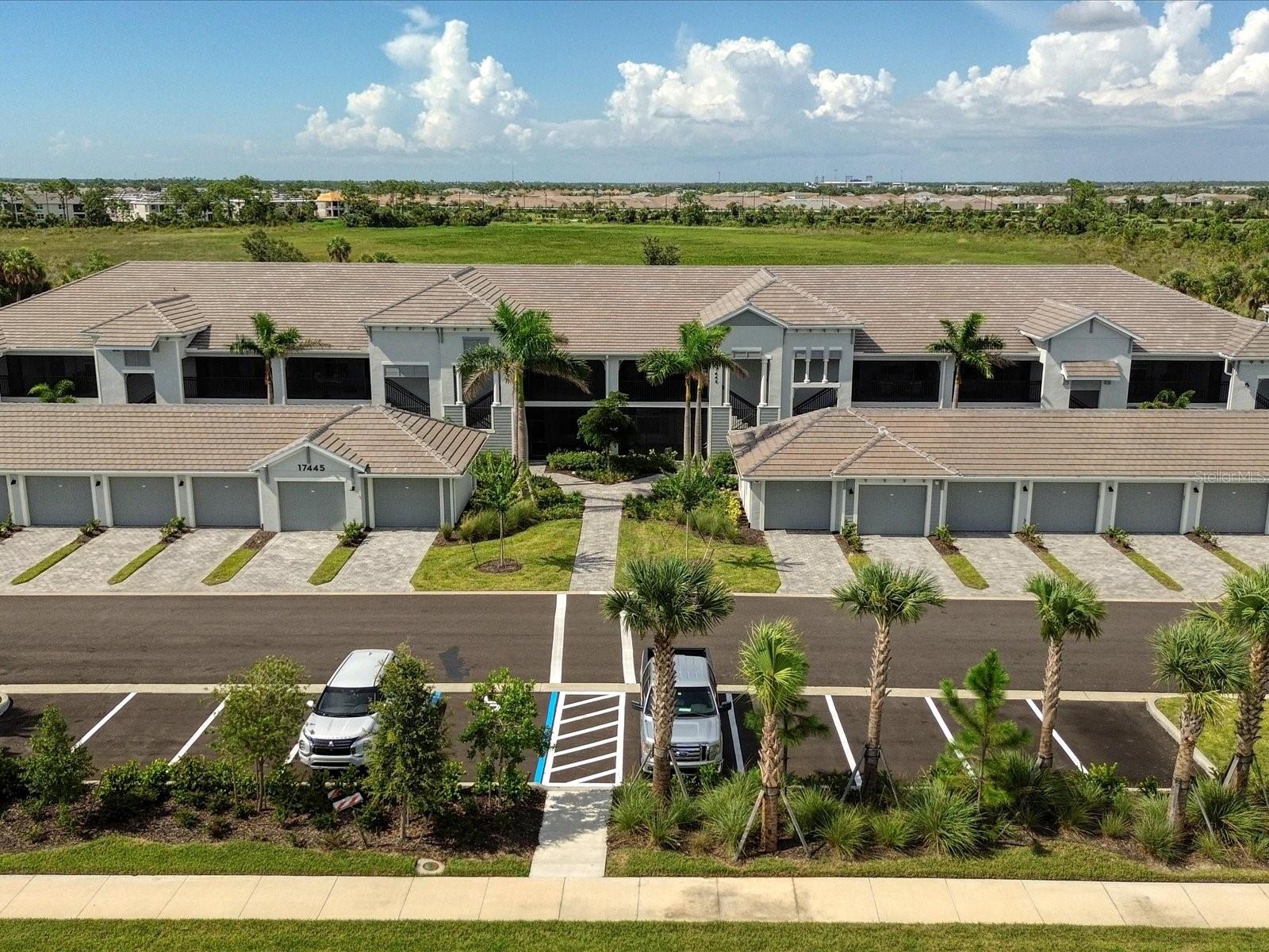 WELLEN PARK GOLF AND COUNTRY CLUB - Residential