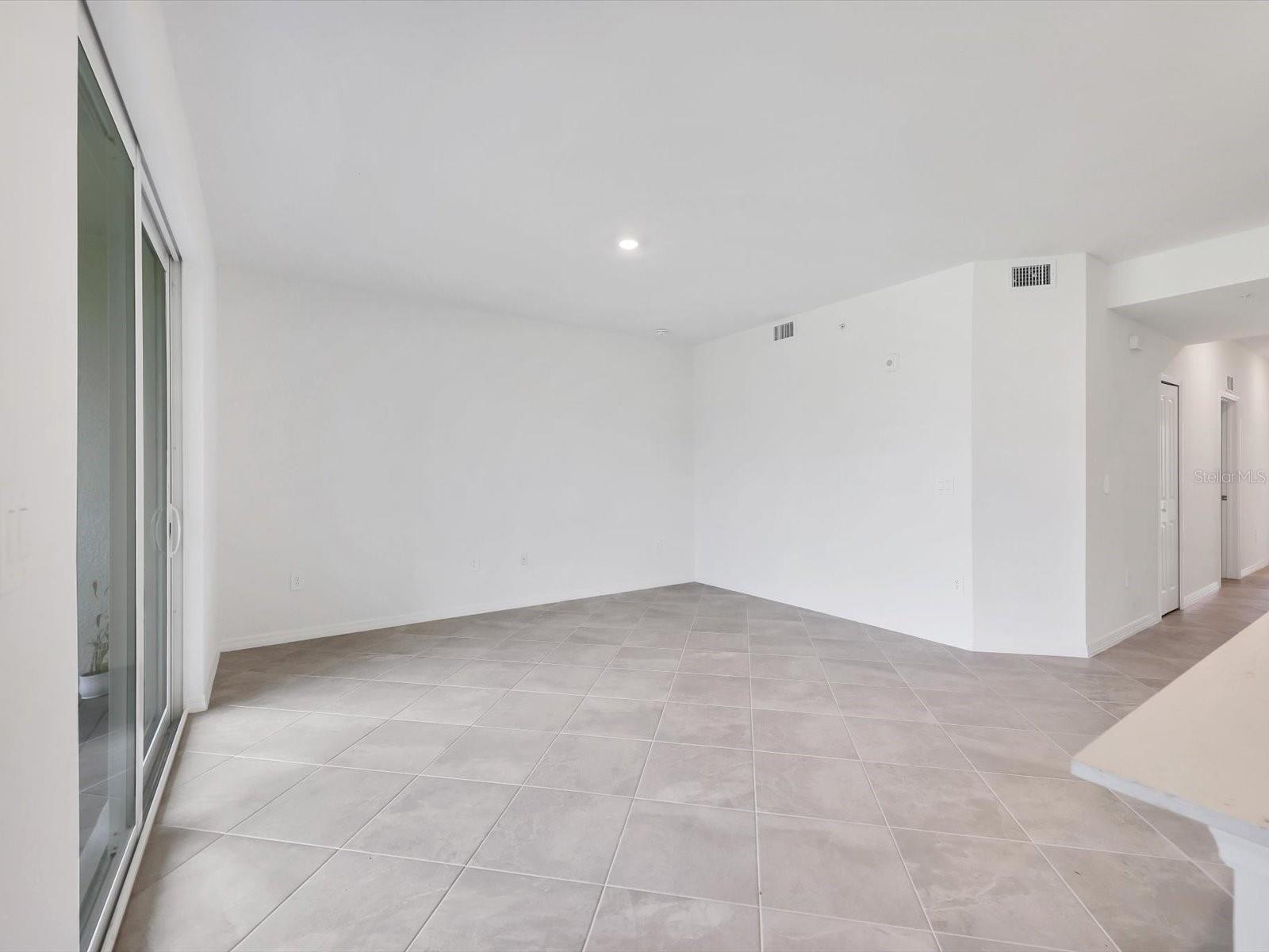 WELLEN PARK GOLF AND COUNTRY CLUB - Residential