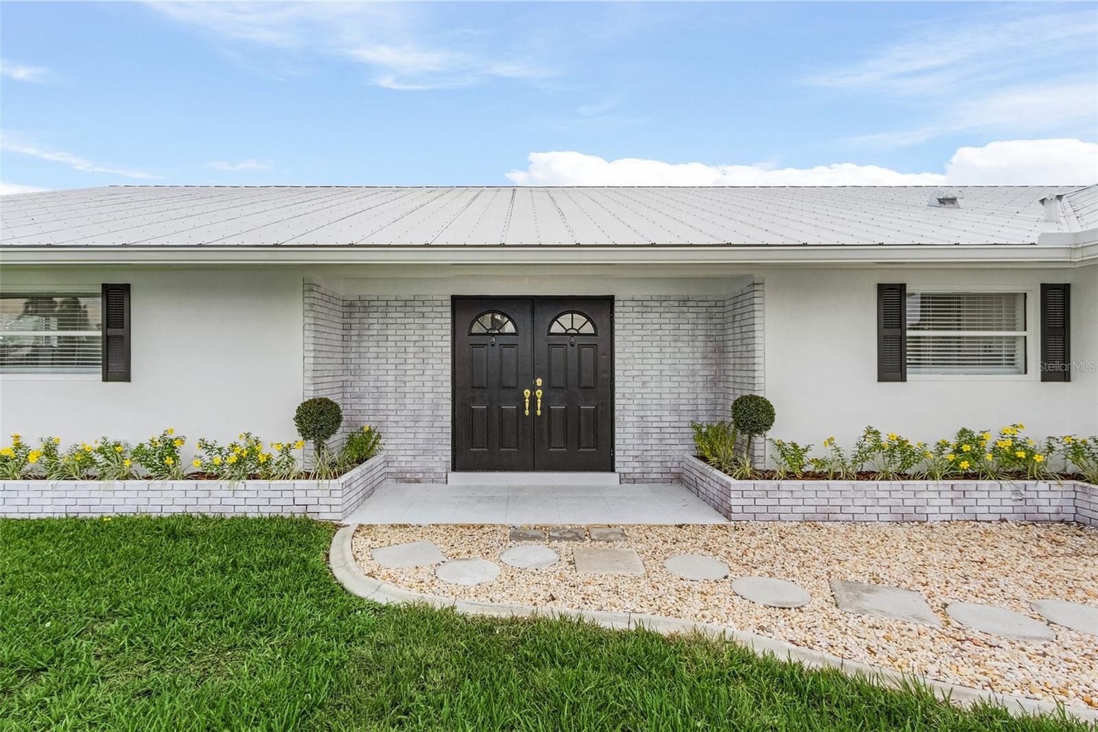 PUNTA GORDA ISLES SEC 04 - Residential Lease