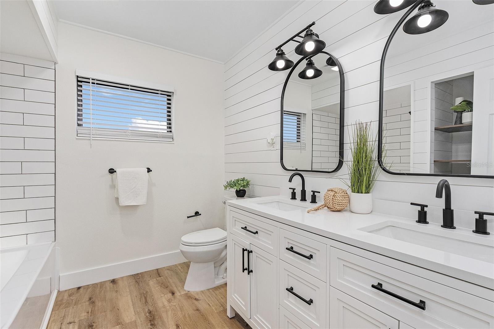 PUNTA GORDA ISLES SEC 04 - Residential Lease