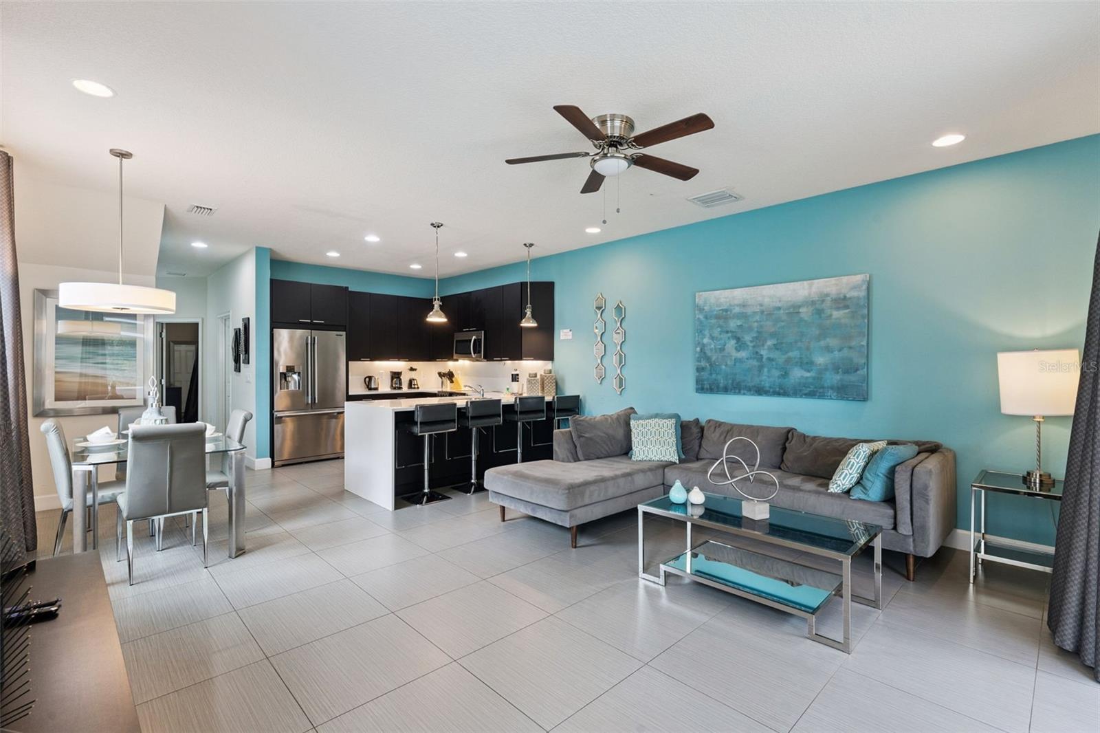 1440 RETREAT CIR