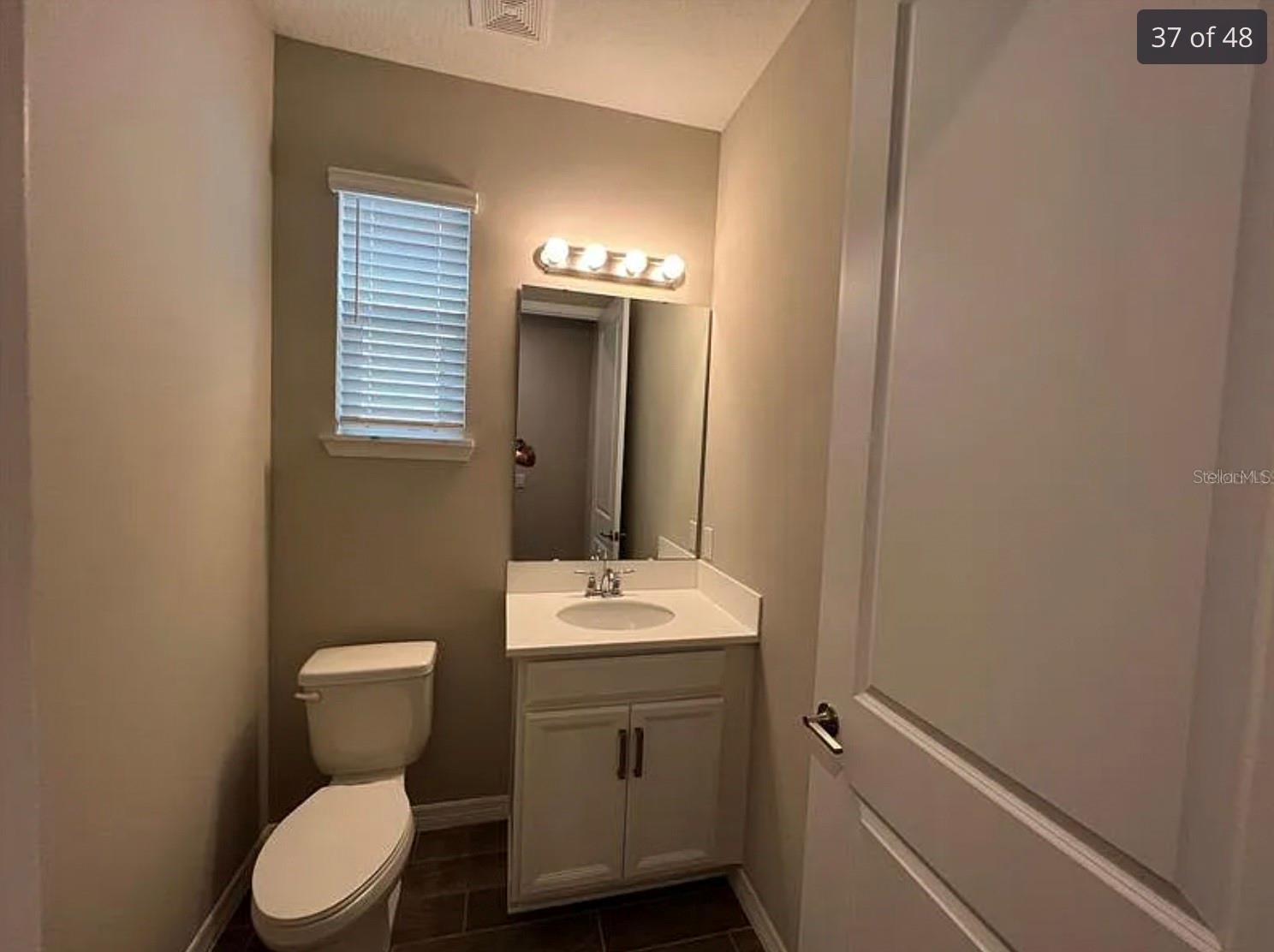 LANDINGS AT HAWKS CREST - Residential Lease