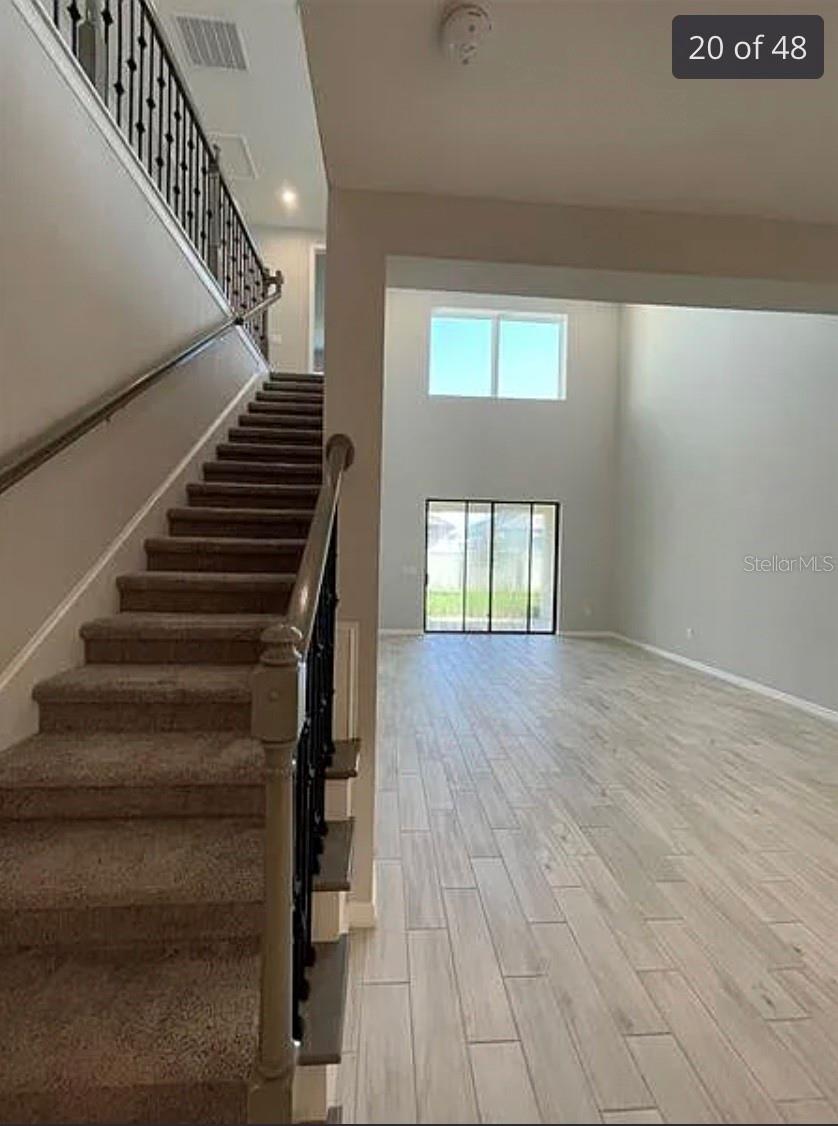 LANDINGS AT HAWKS CREST - Residential Lease