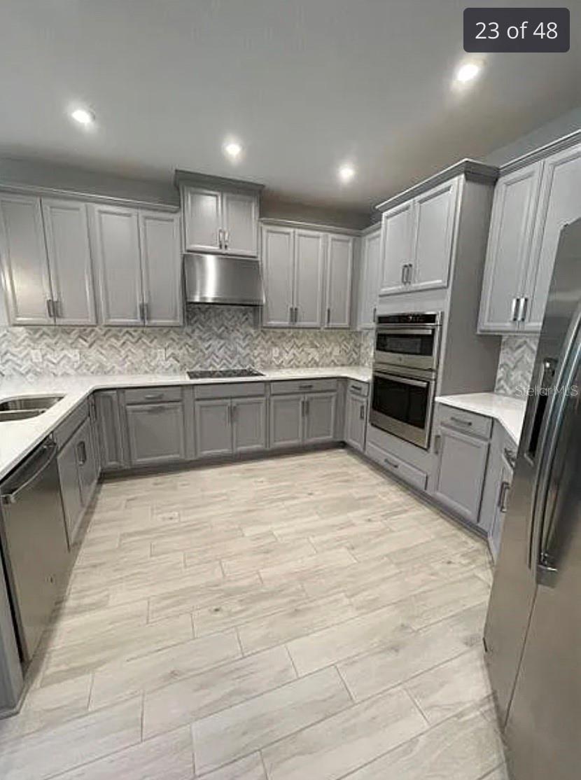 LANDINGS AT HAWKS CREST - Residential Lease